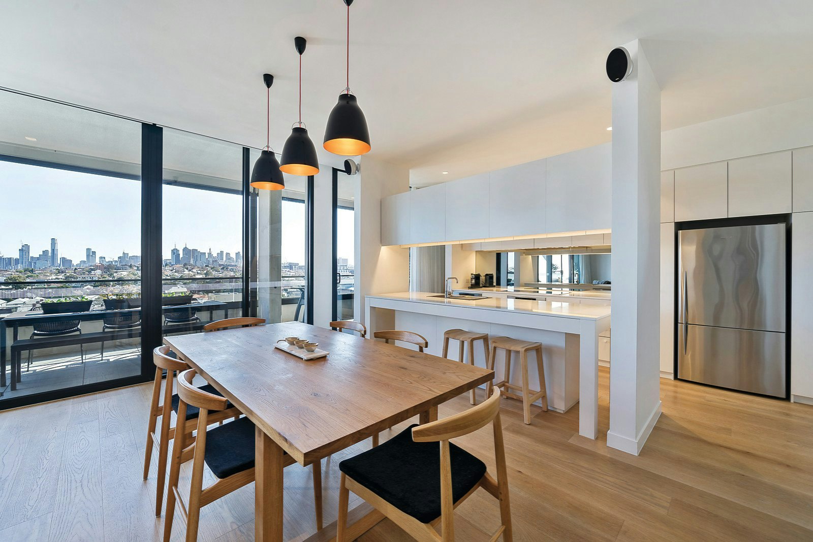 502/5 Kennedy Avenue, Richmond, VIC