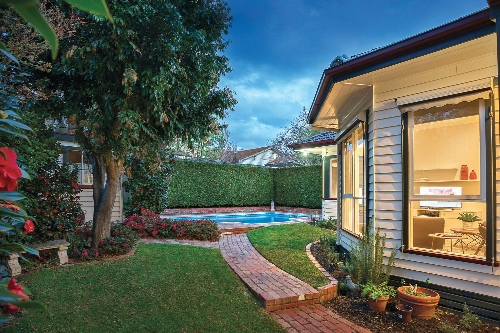 10 Banool Road, Surrey Hills, VIC