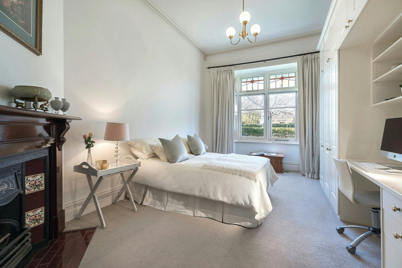 41 Mangarra Road, Canterbury, VIC