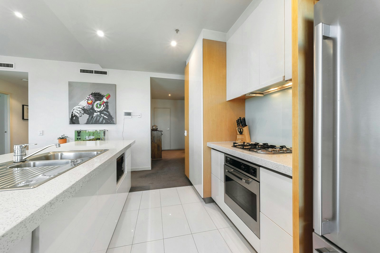 1608/80 Clarendon Street, Southbank, VIC