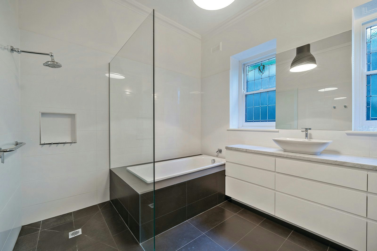 14 Zetland Road, Mont Albert, VIC