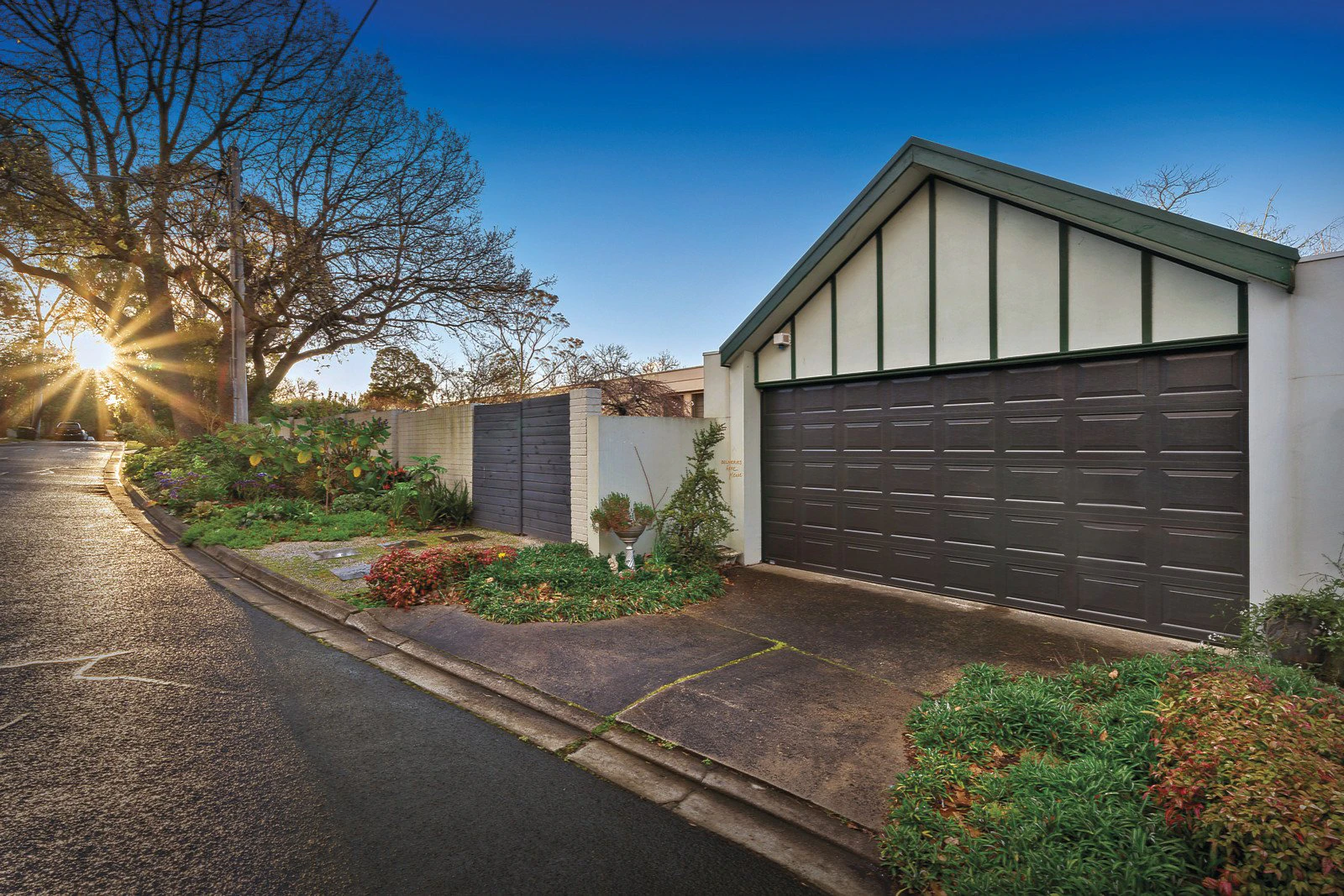 14 Zetland Road, Mont Albert, VIC