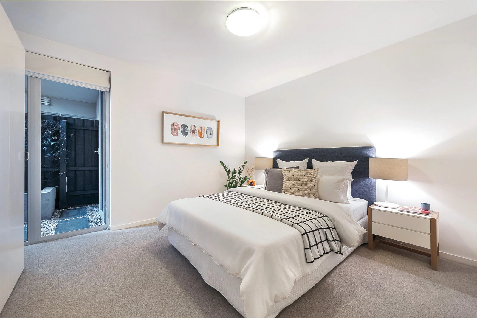 2/84 Westbury Street, St Kilda East, VIC