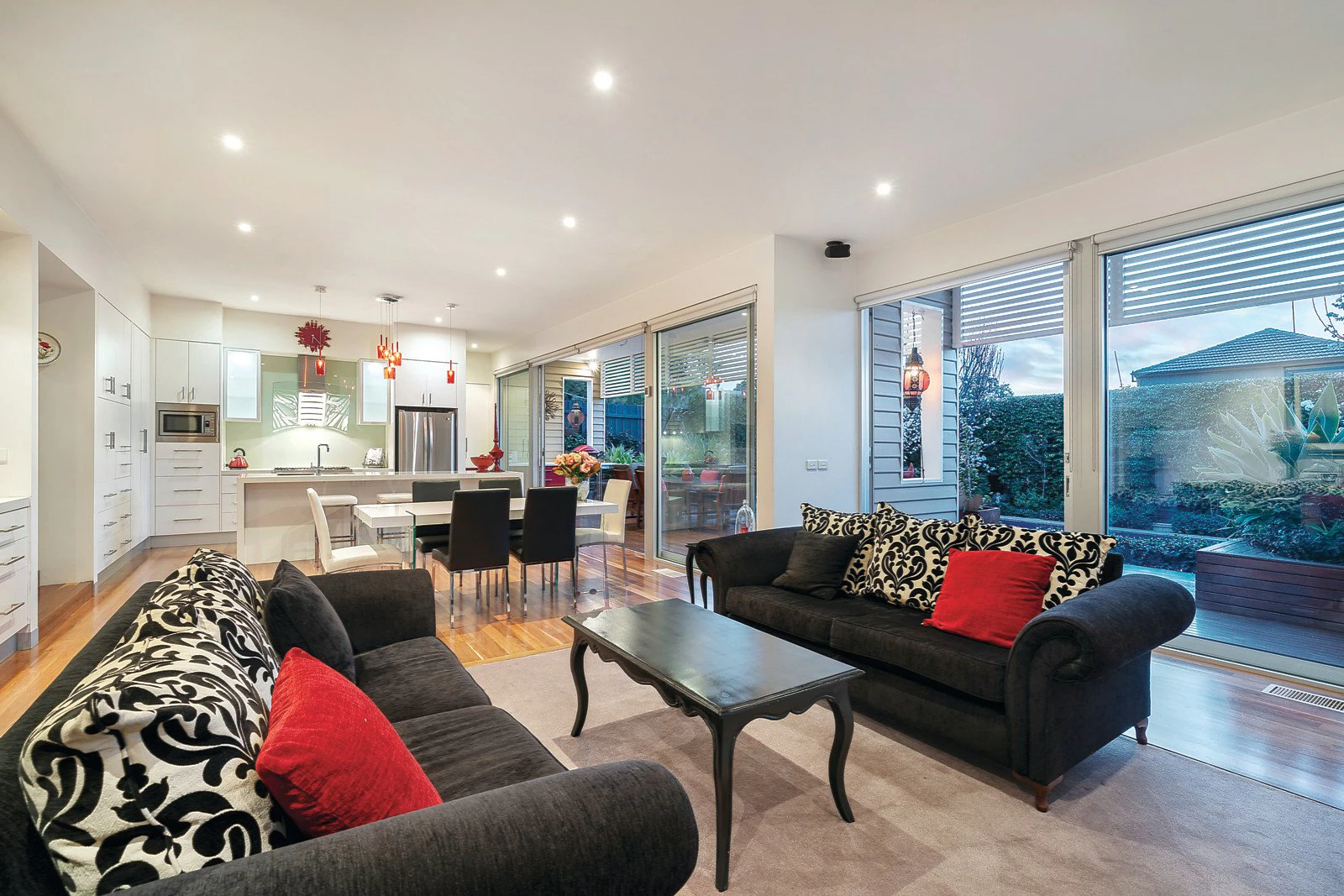 18 James Street, Surrey Hills, VIC