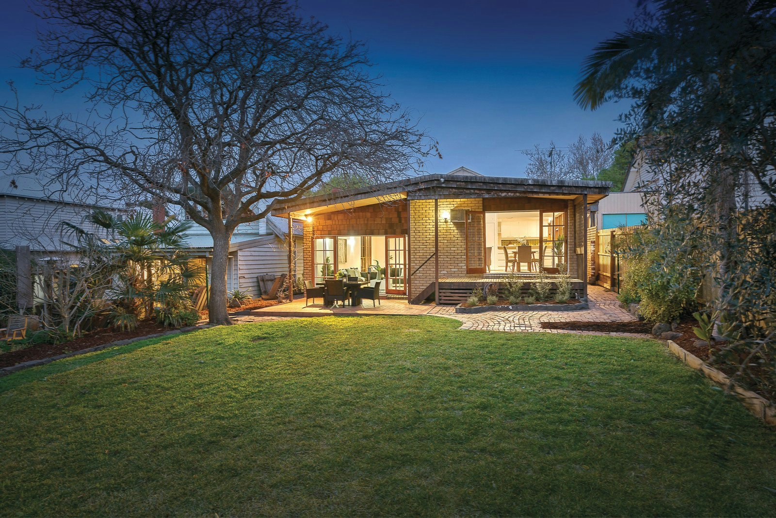 15 Scott Street, Canterbury, VIC