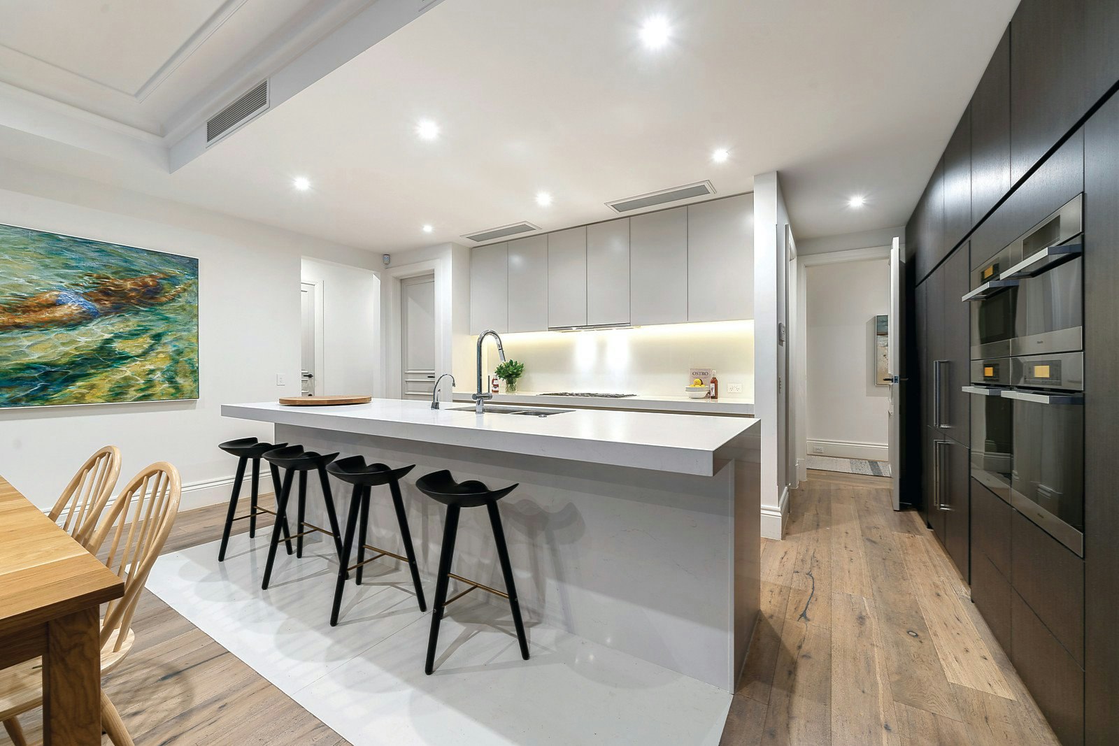 2/3 Douglas Street, Toorak, VIC