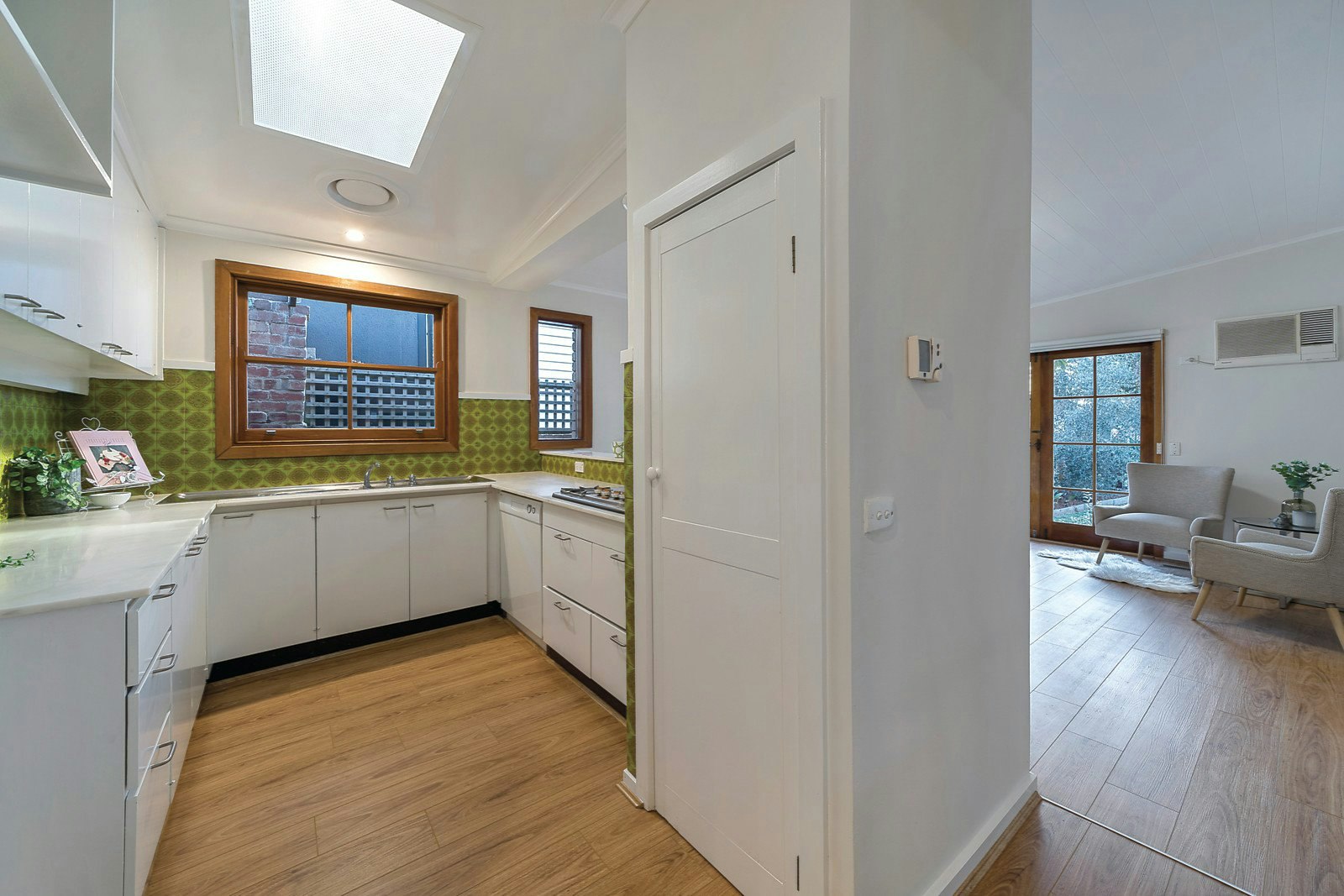 15 Scott Street, Canterbury, VIC