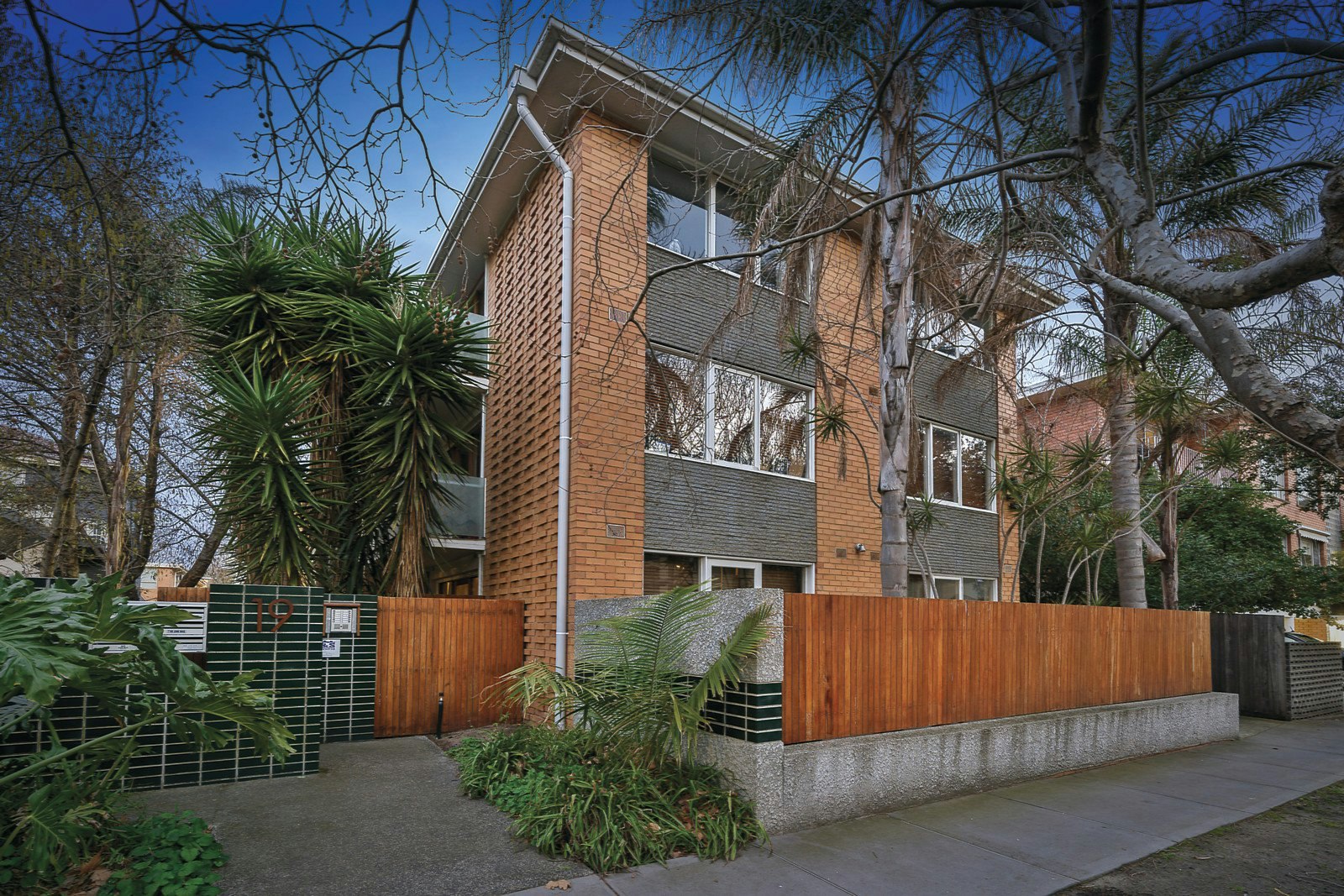 6/19 Tiuna Grove, Elwood, VIC