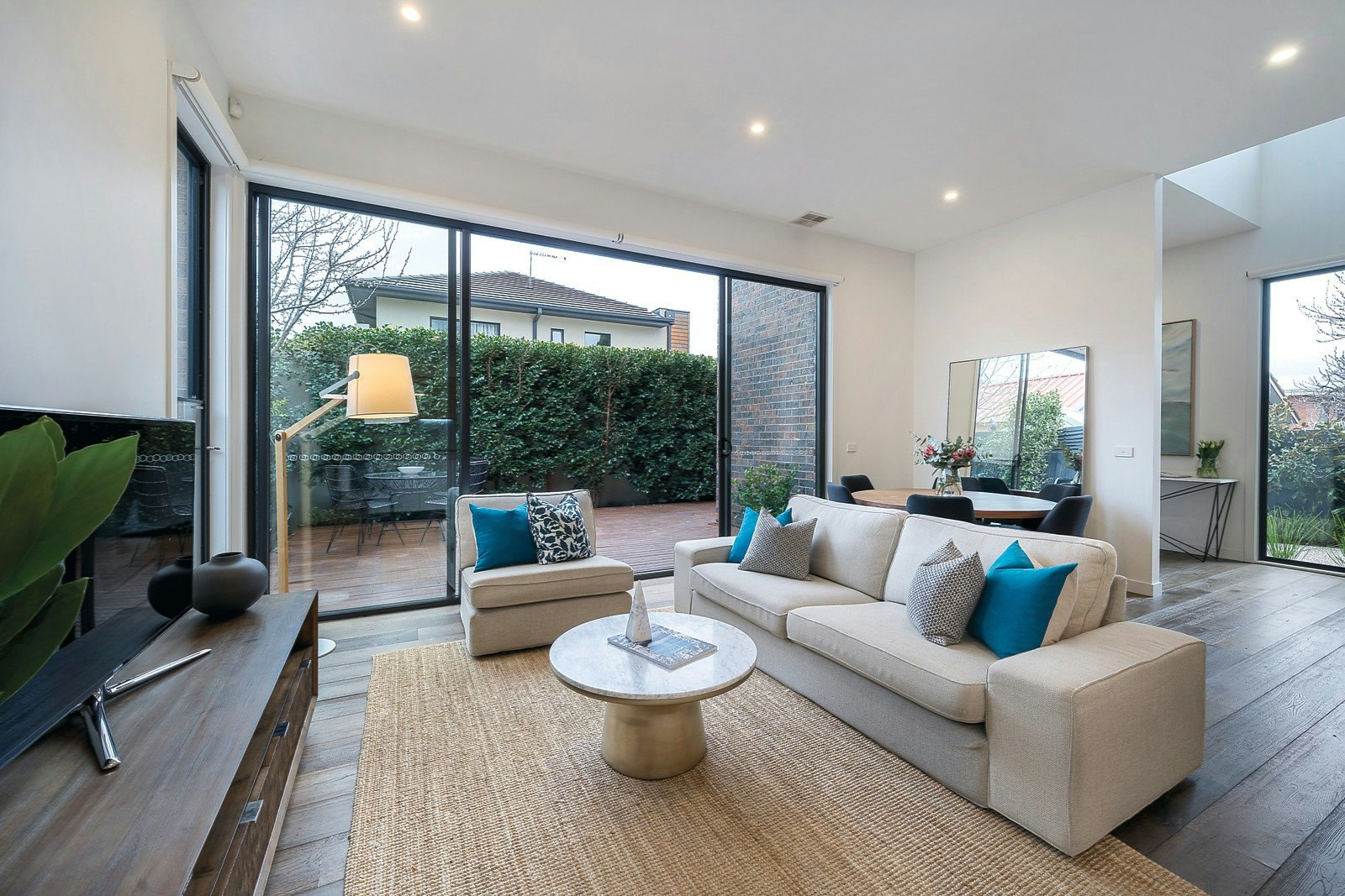 2/124 Harp Road, Kew, VIC