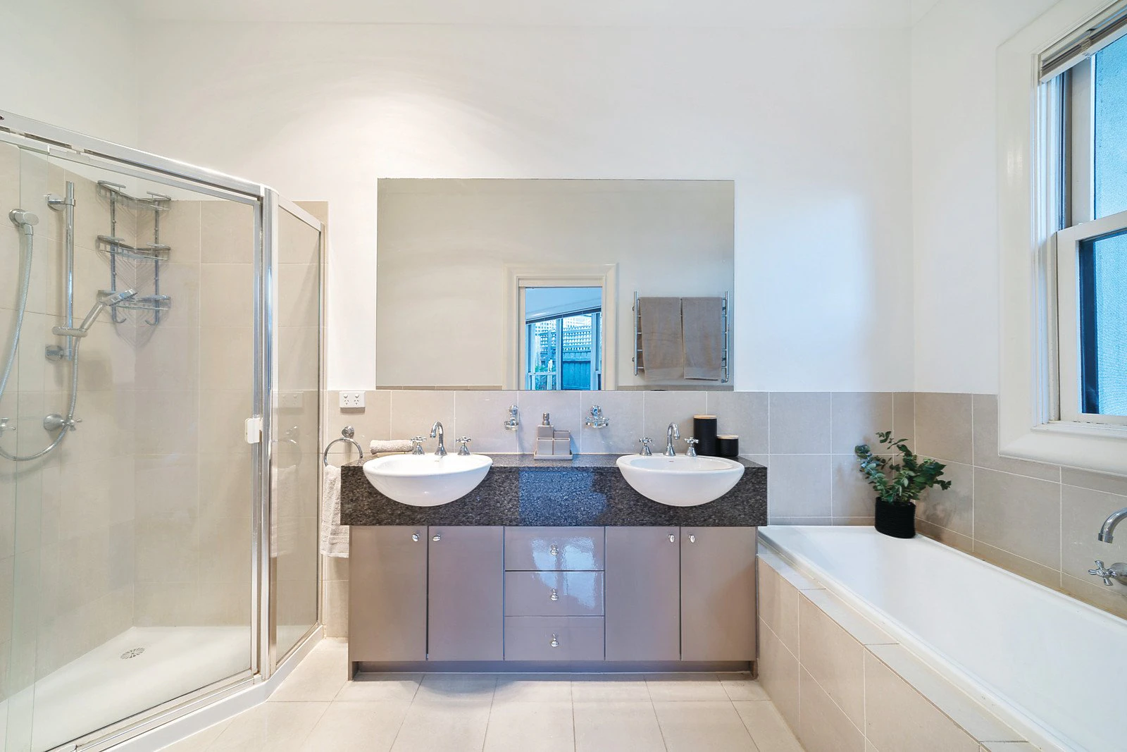 3/25 Coolgardie Avenue, Malvern East, VIC