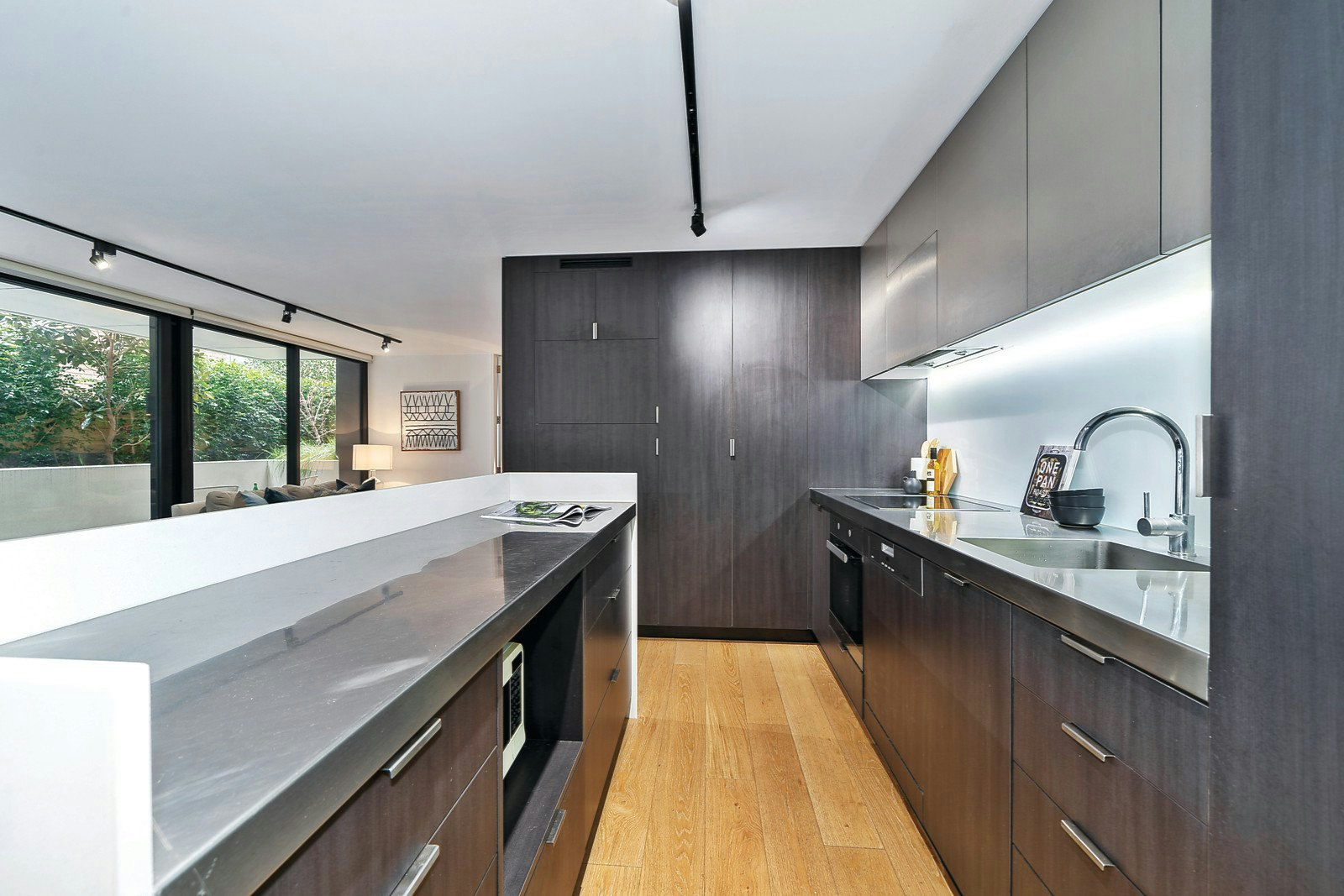 1/35 Wattletree Road, Armadale, VIC