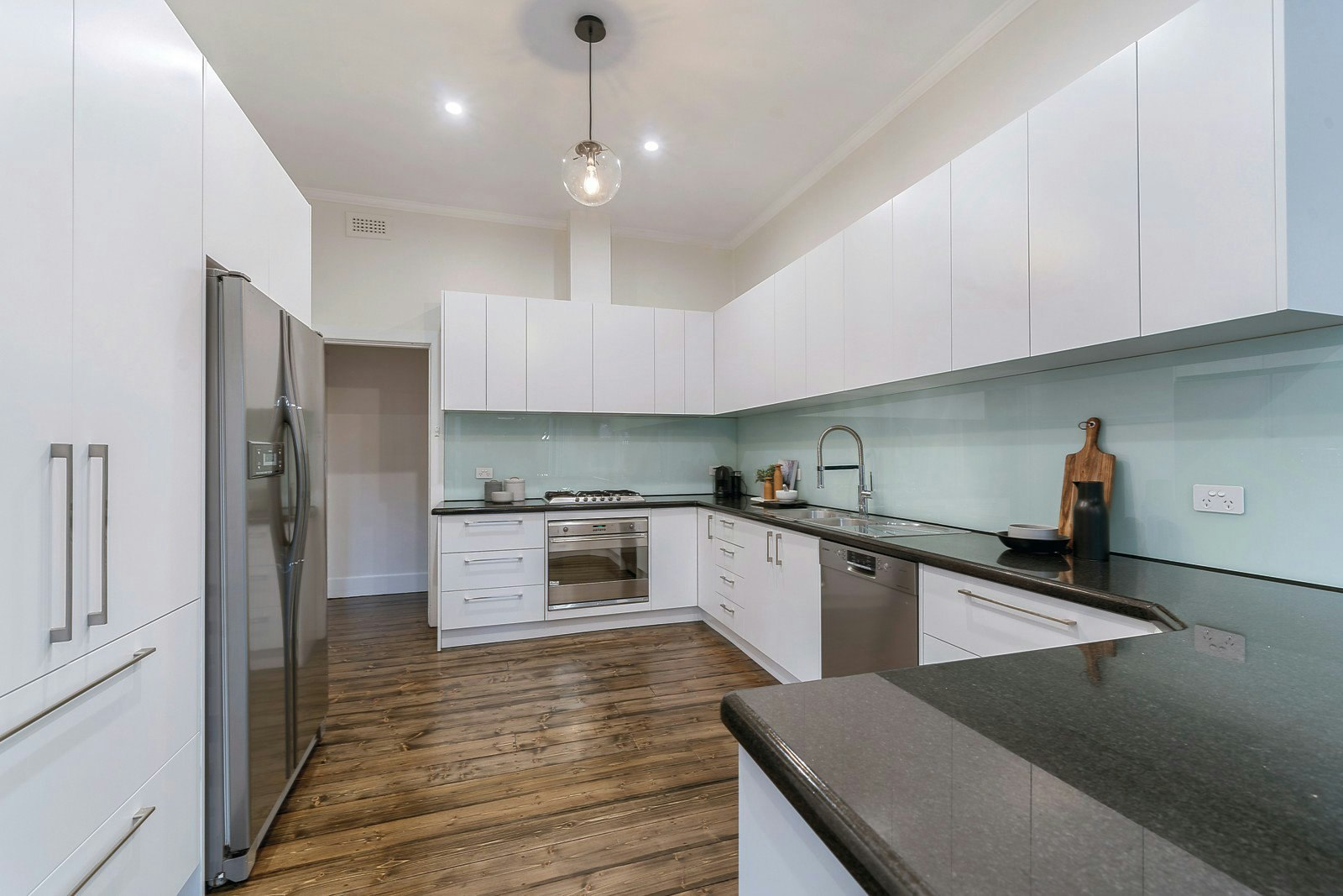 17 Avelin Street, Hampton, VIC