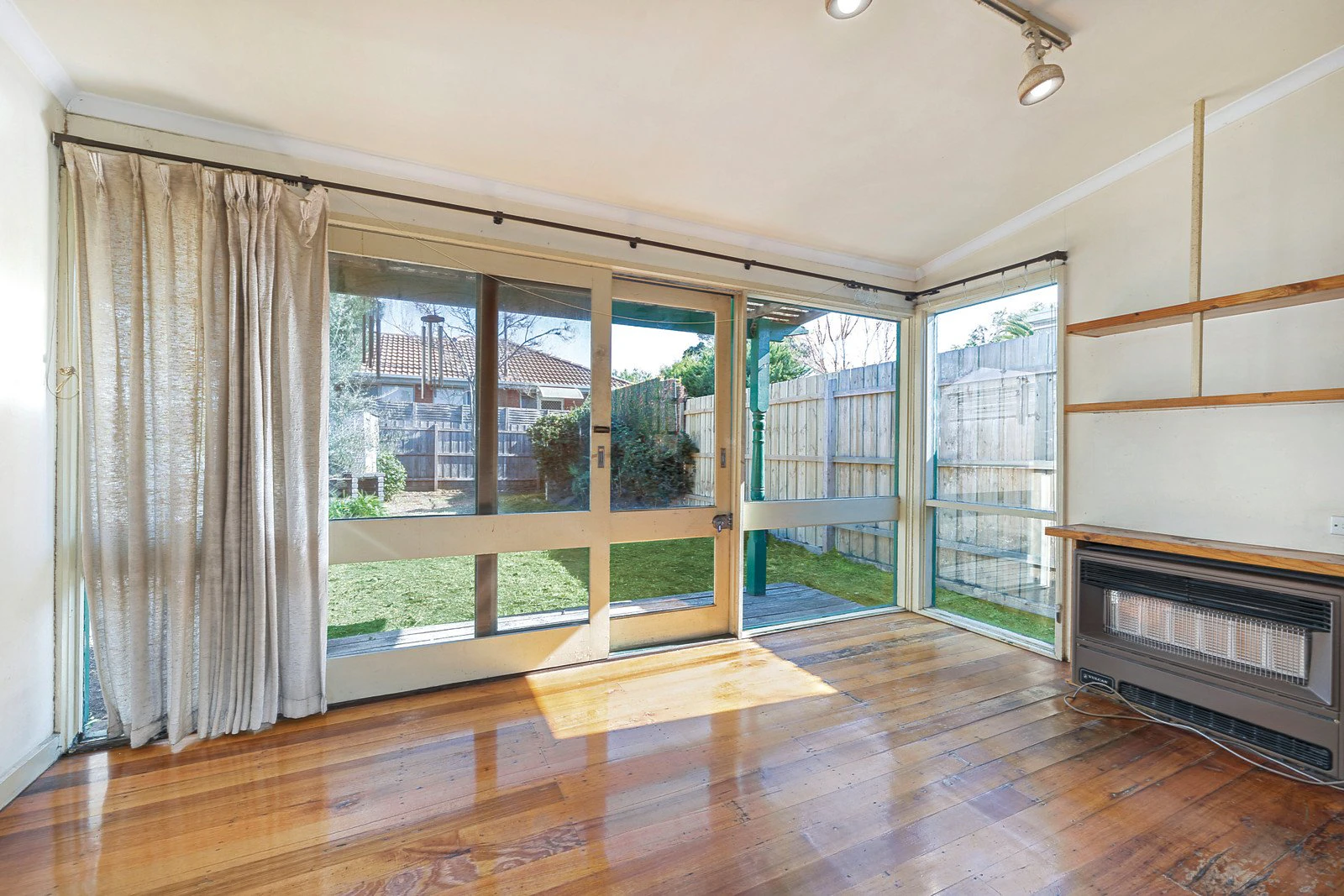 9 Egerton Road, Armadale, VIC