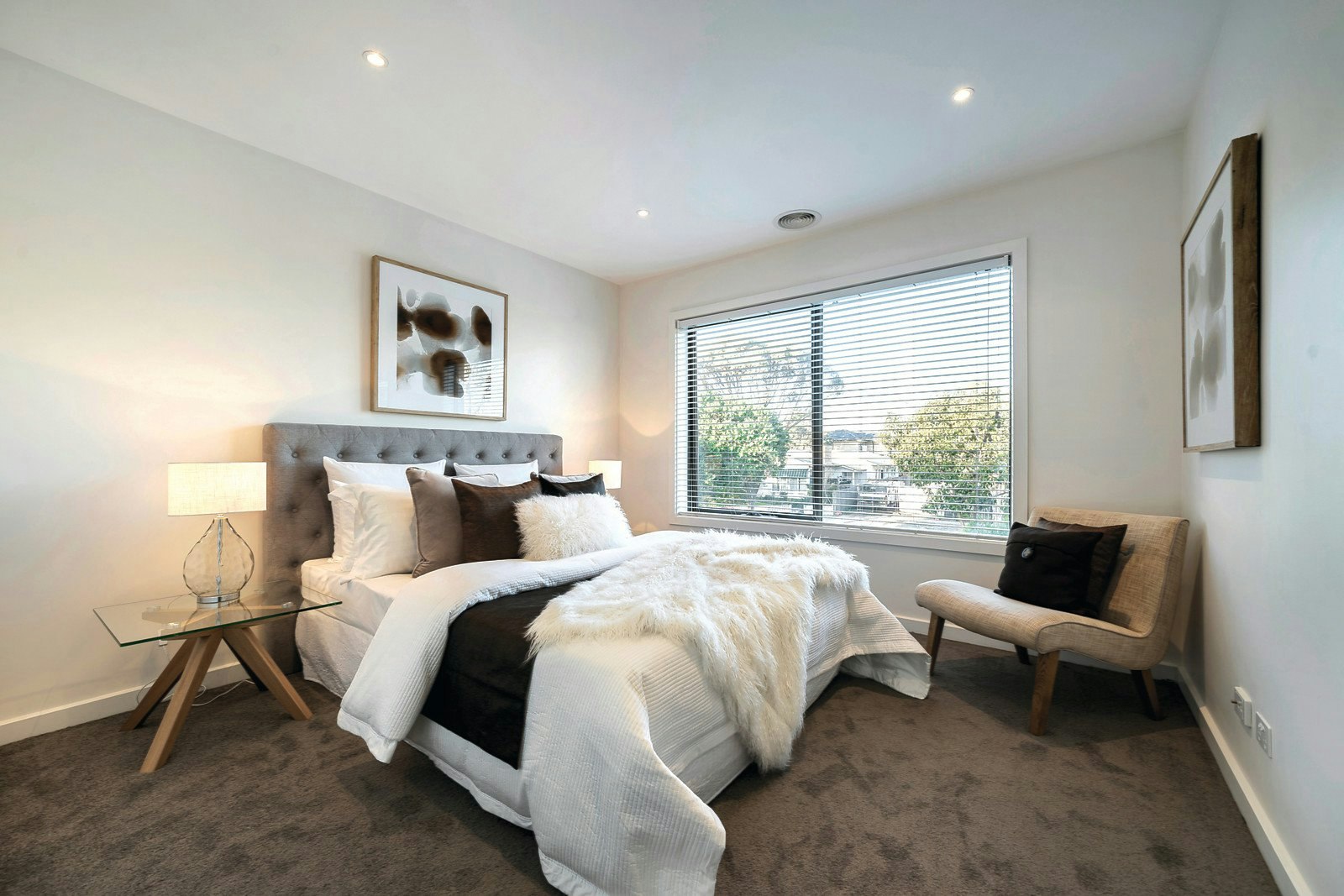 1/3 Bronte Court, Hampton, VIC