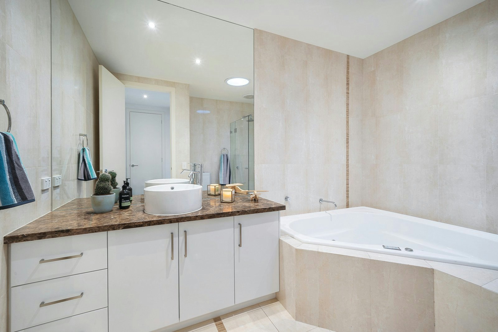 4/1441 High Street, Glen Iris, VIC