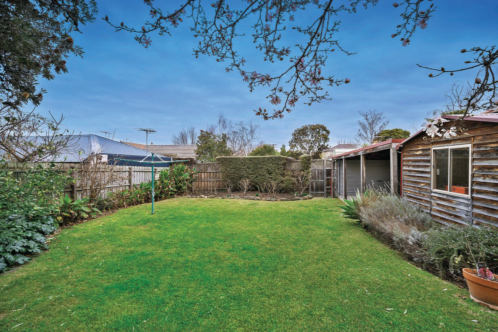 8 Erica Avenue, Glen Iris, VIC