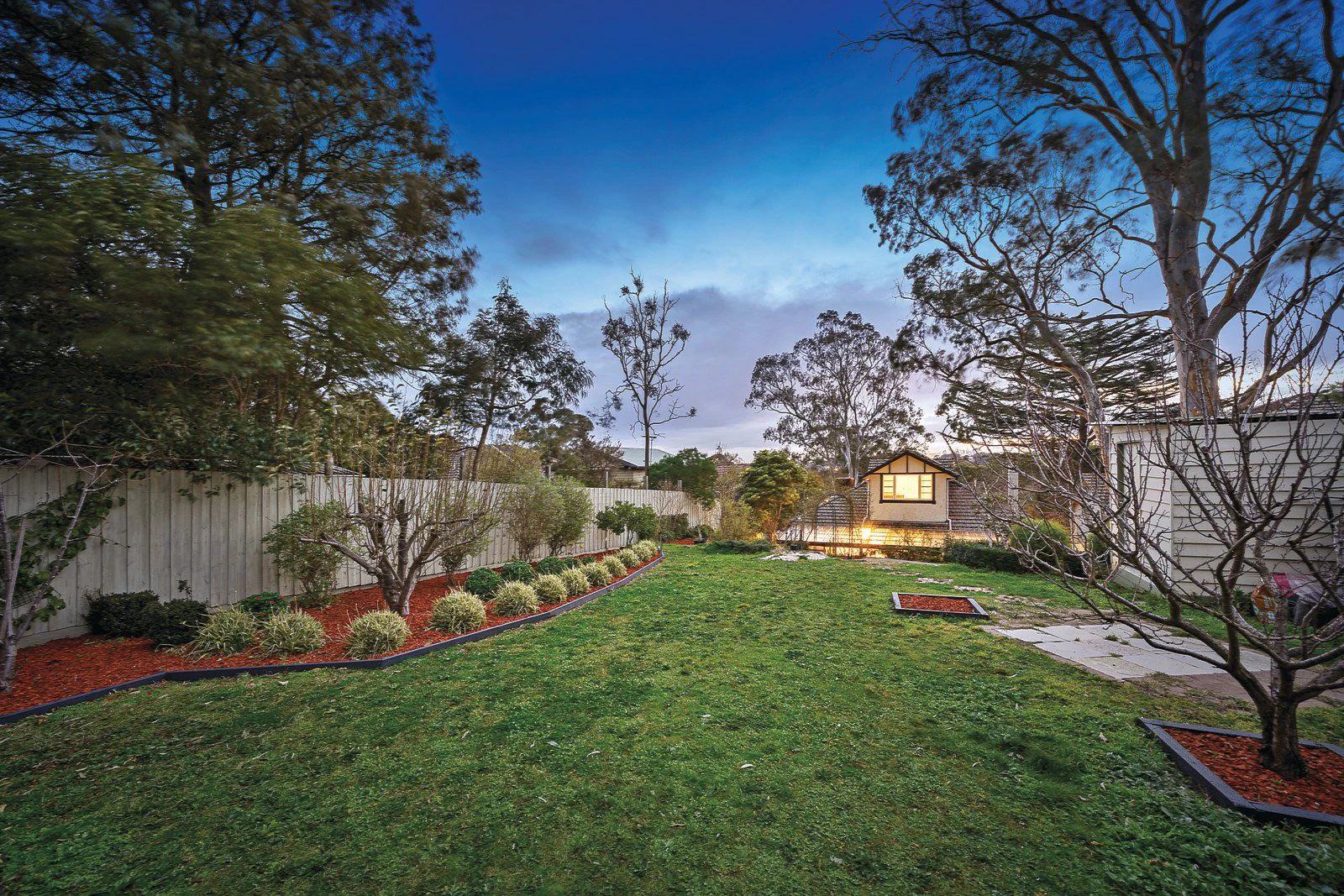 25 Graham Street, Surrey Hills, VIC