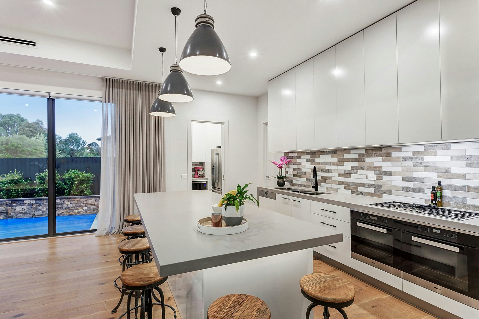 4 Wallis Avenue, Glen Iris, VIC