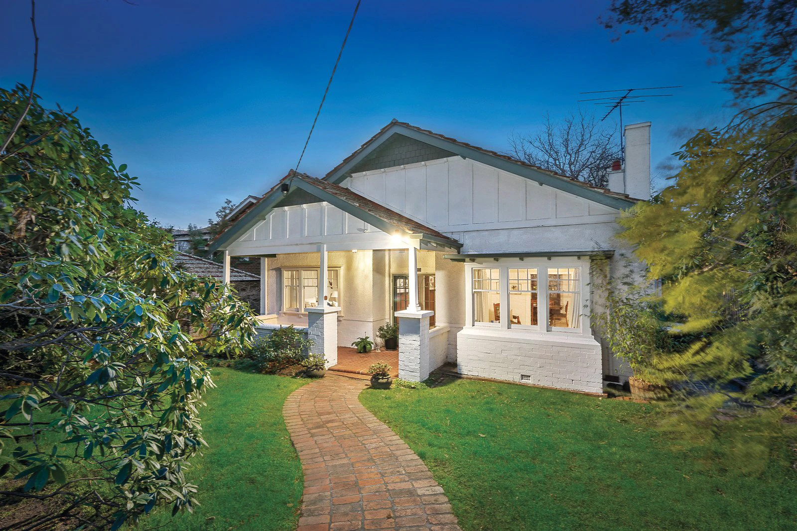 8 Erica Avenue, Glen Iris, VIC