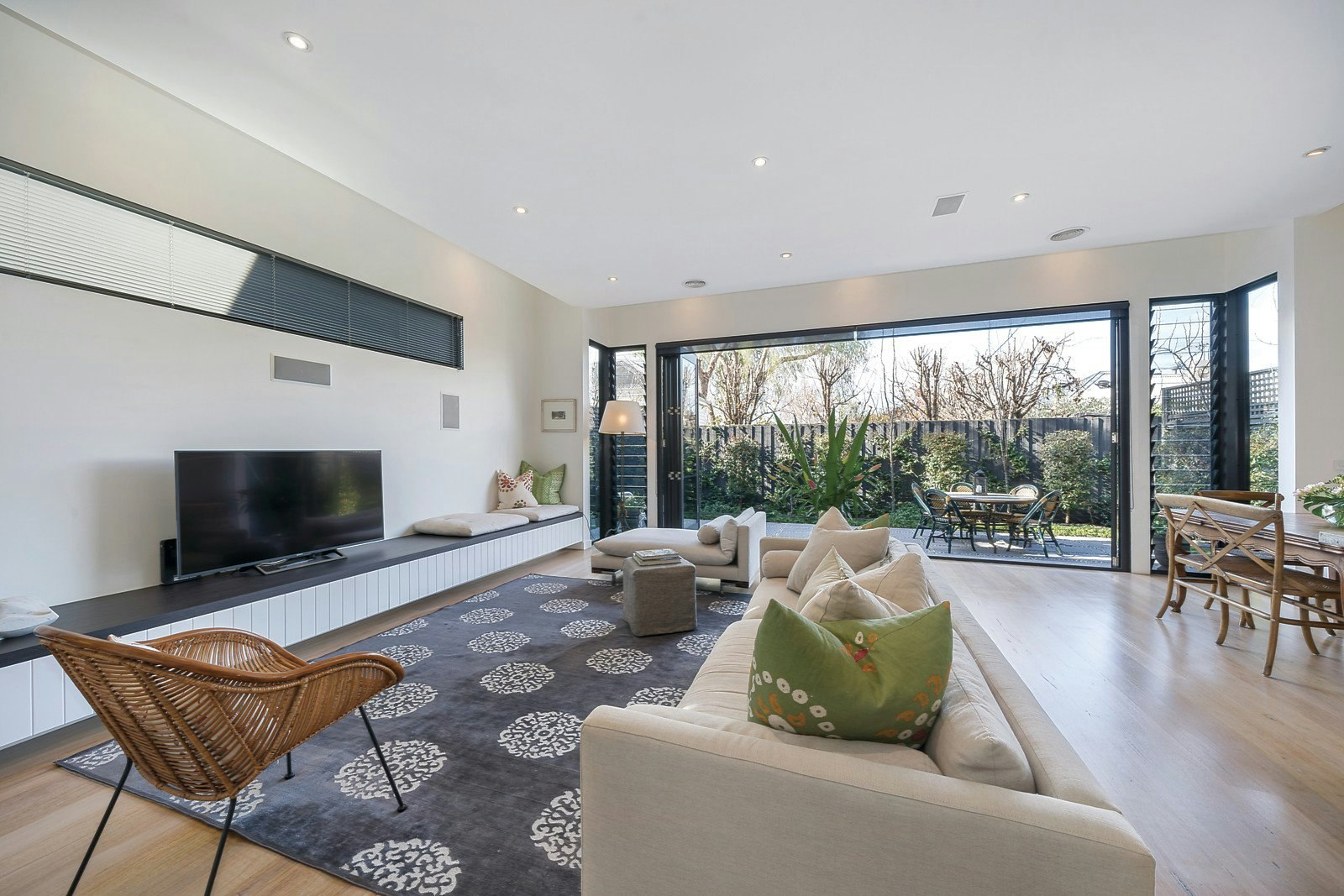 12 Ashleigh Road, Armadale, VIC