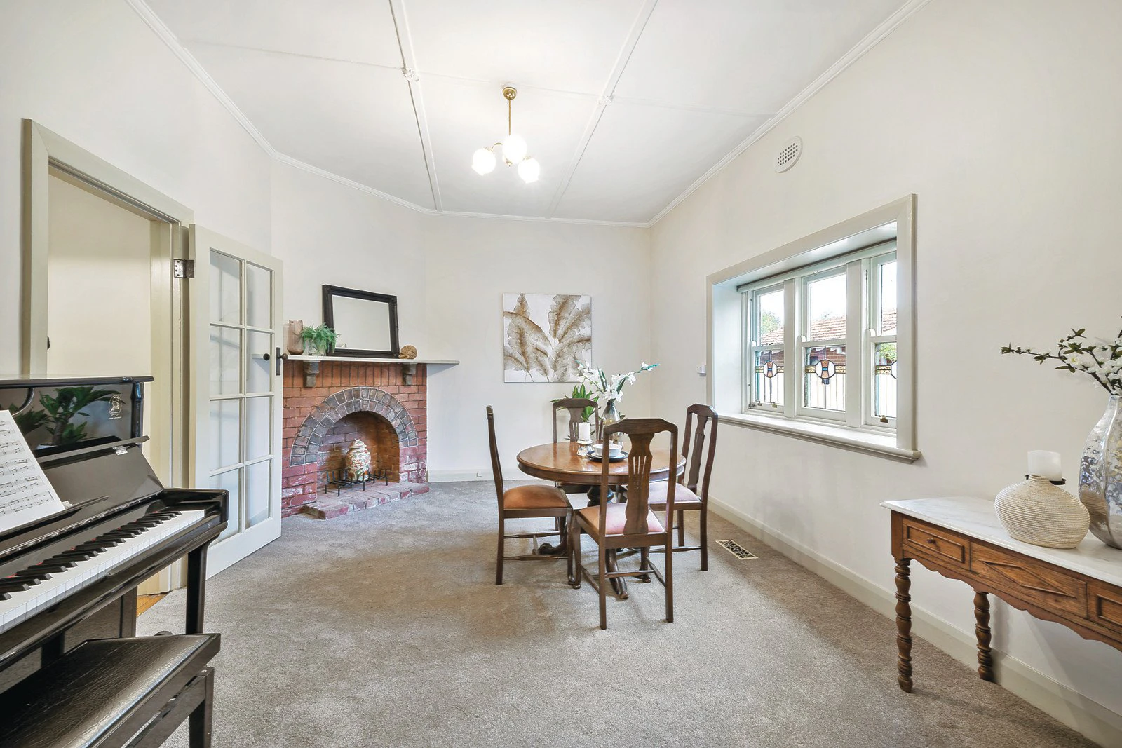 13 Highgate Grove, Ashburton, VIC