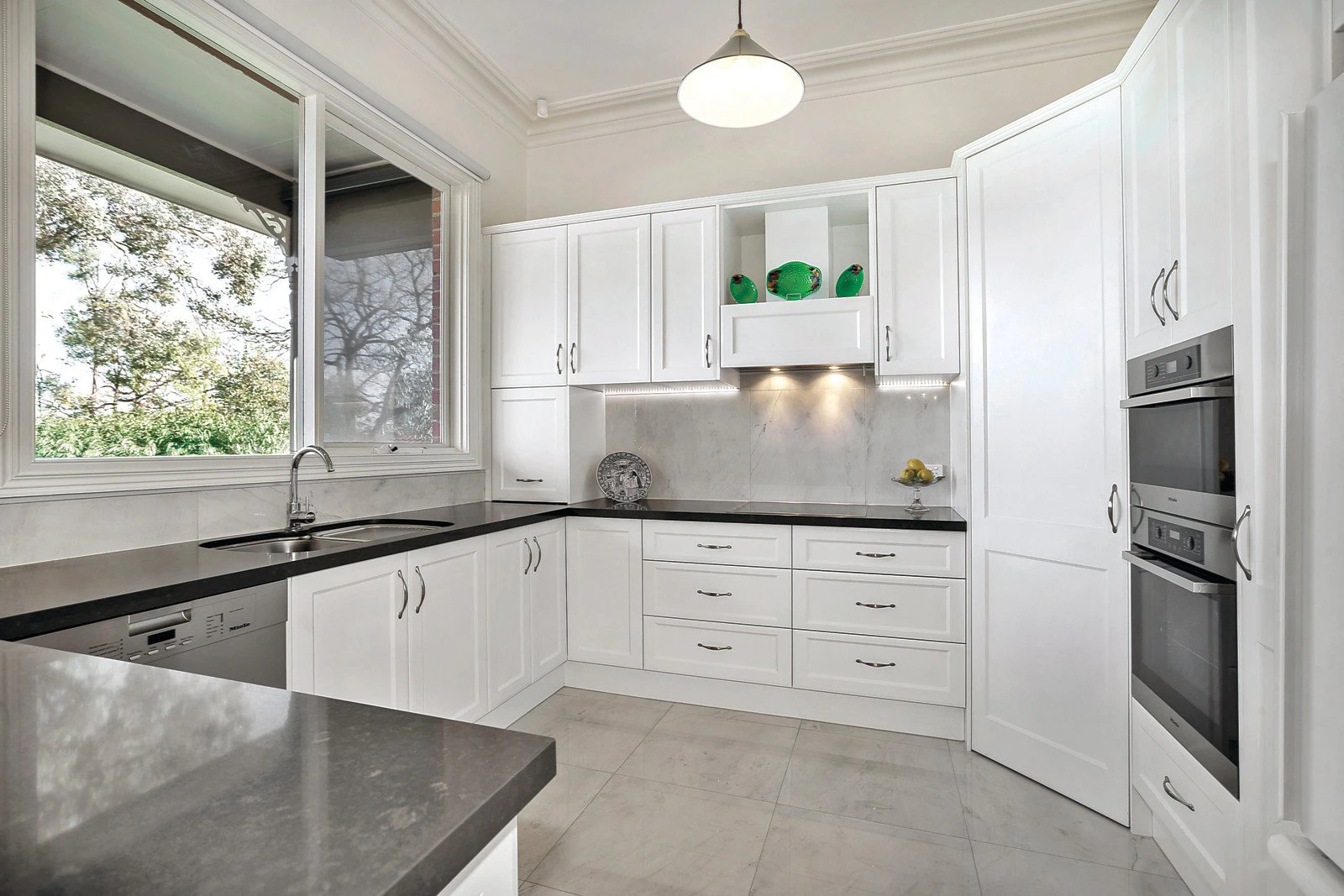 54 Shepherd Street, Surrey Hills, VIC