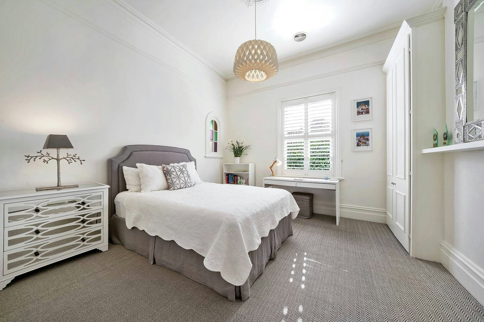 12 Ashleigh Road, Armadale, VIC