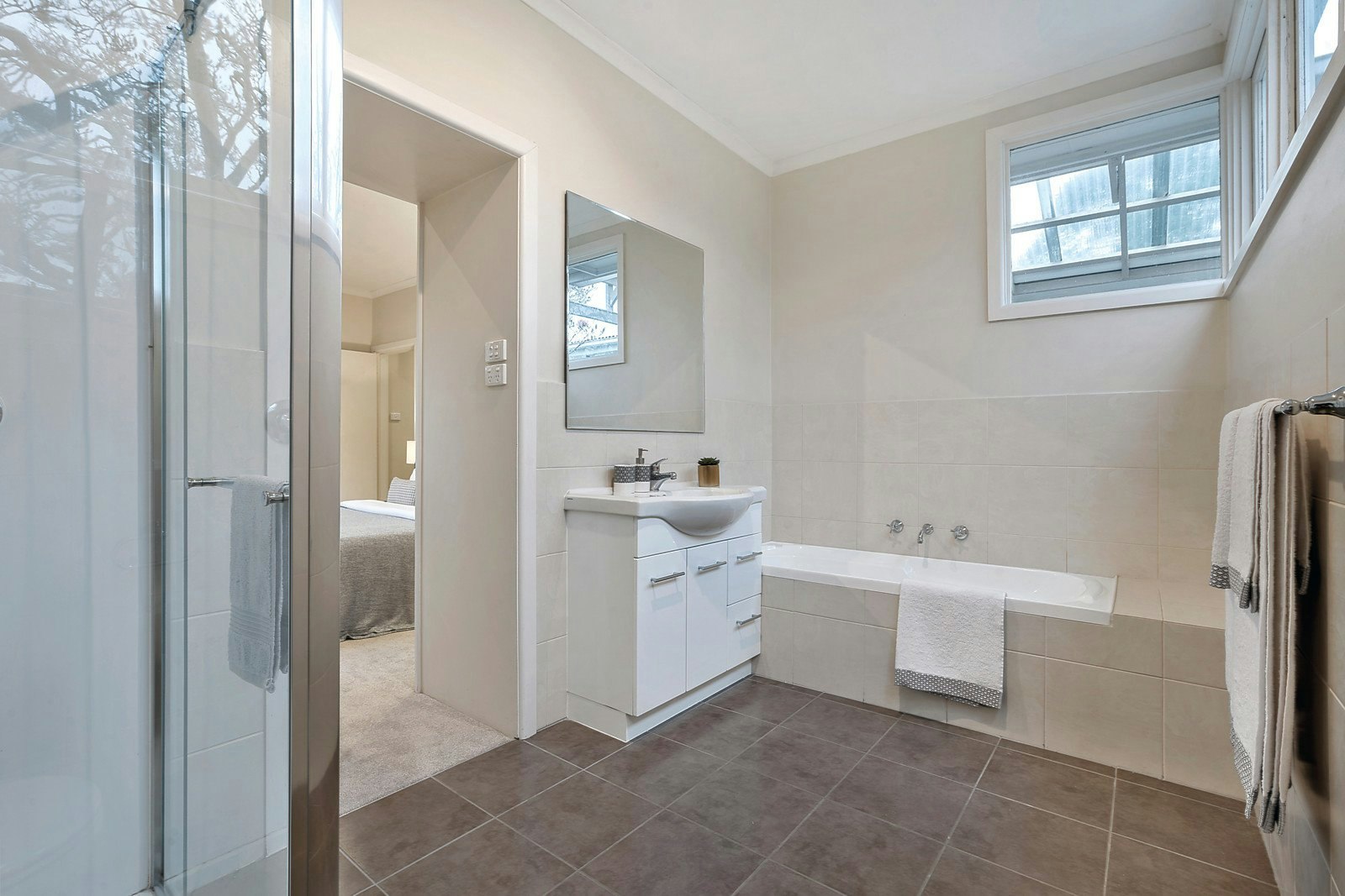 18 Station Street, Kew East, VIC