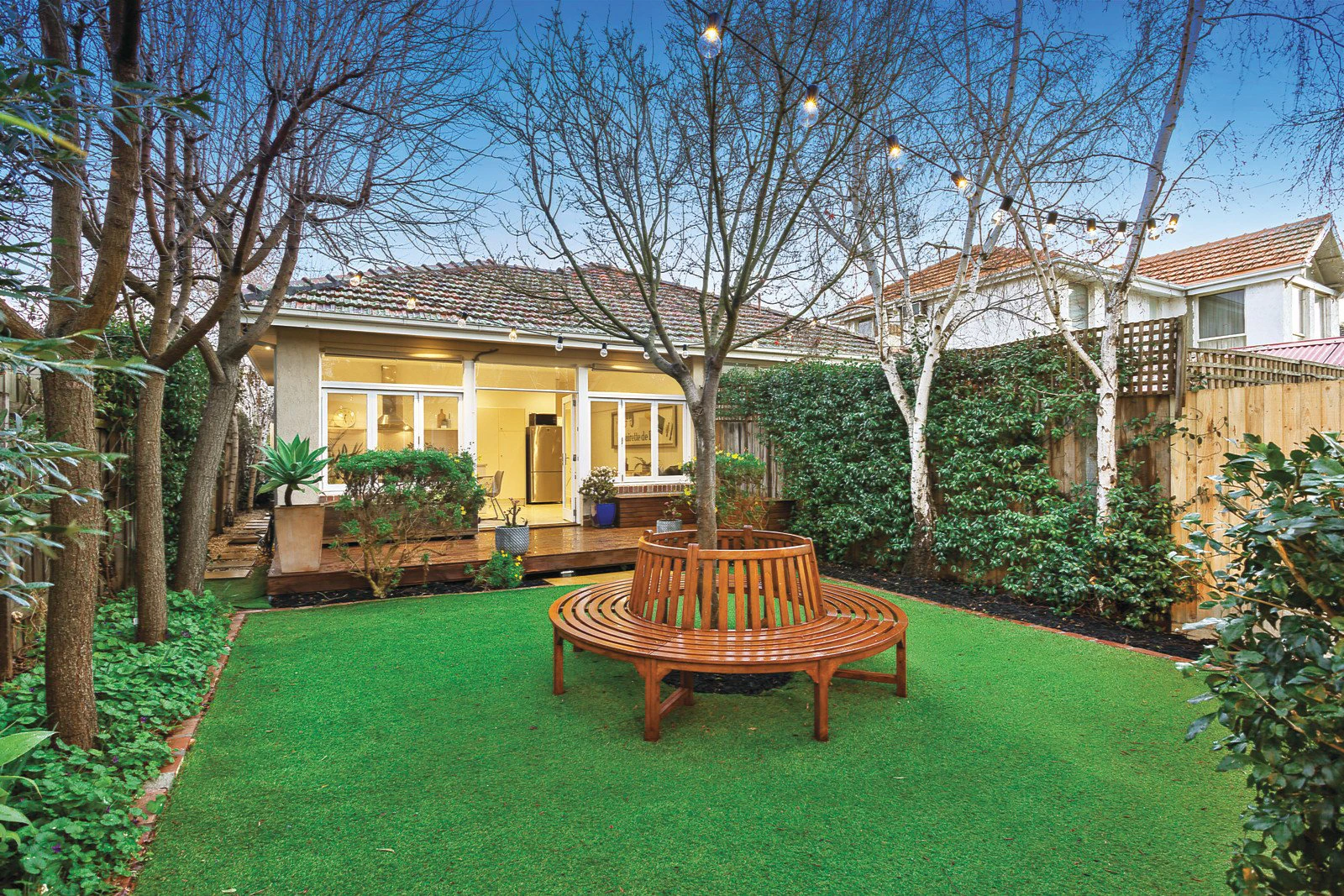 4 Raymond Grove, Caulfield South, VIC