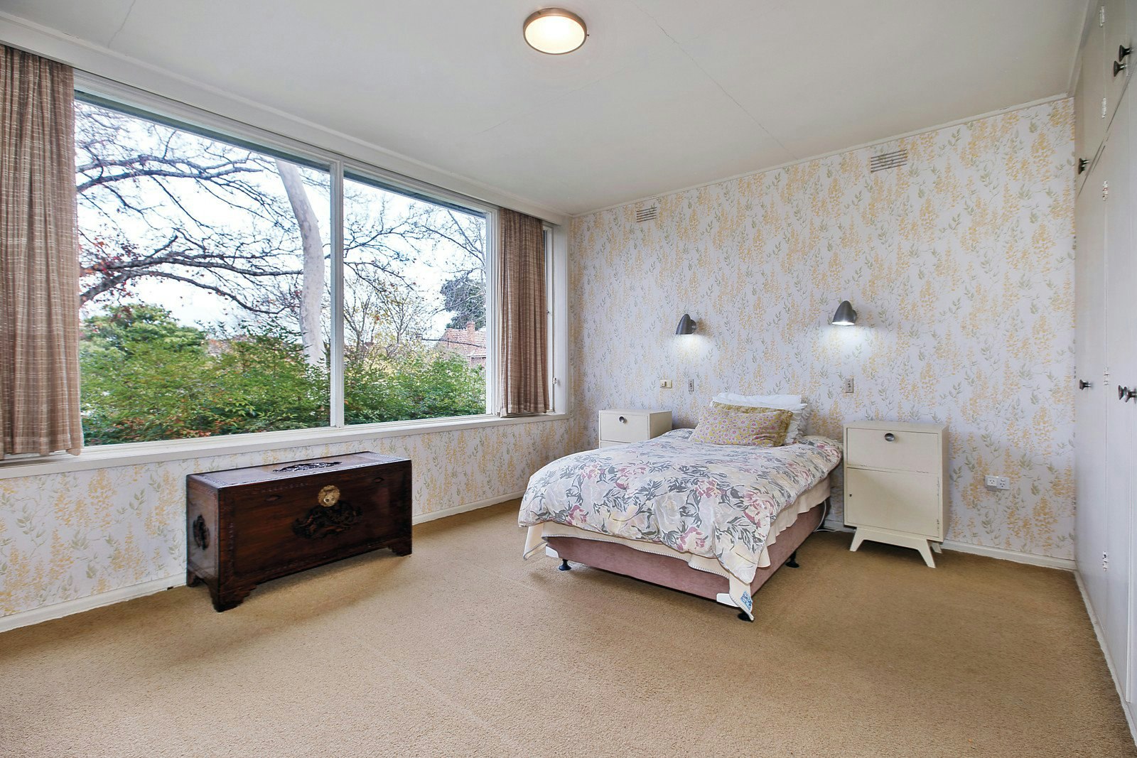 19 Leura Grove, Hawthorn East, VIC