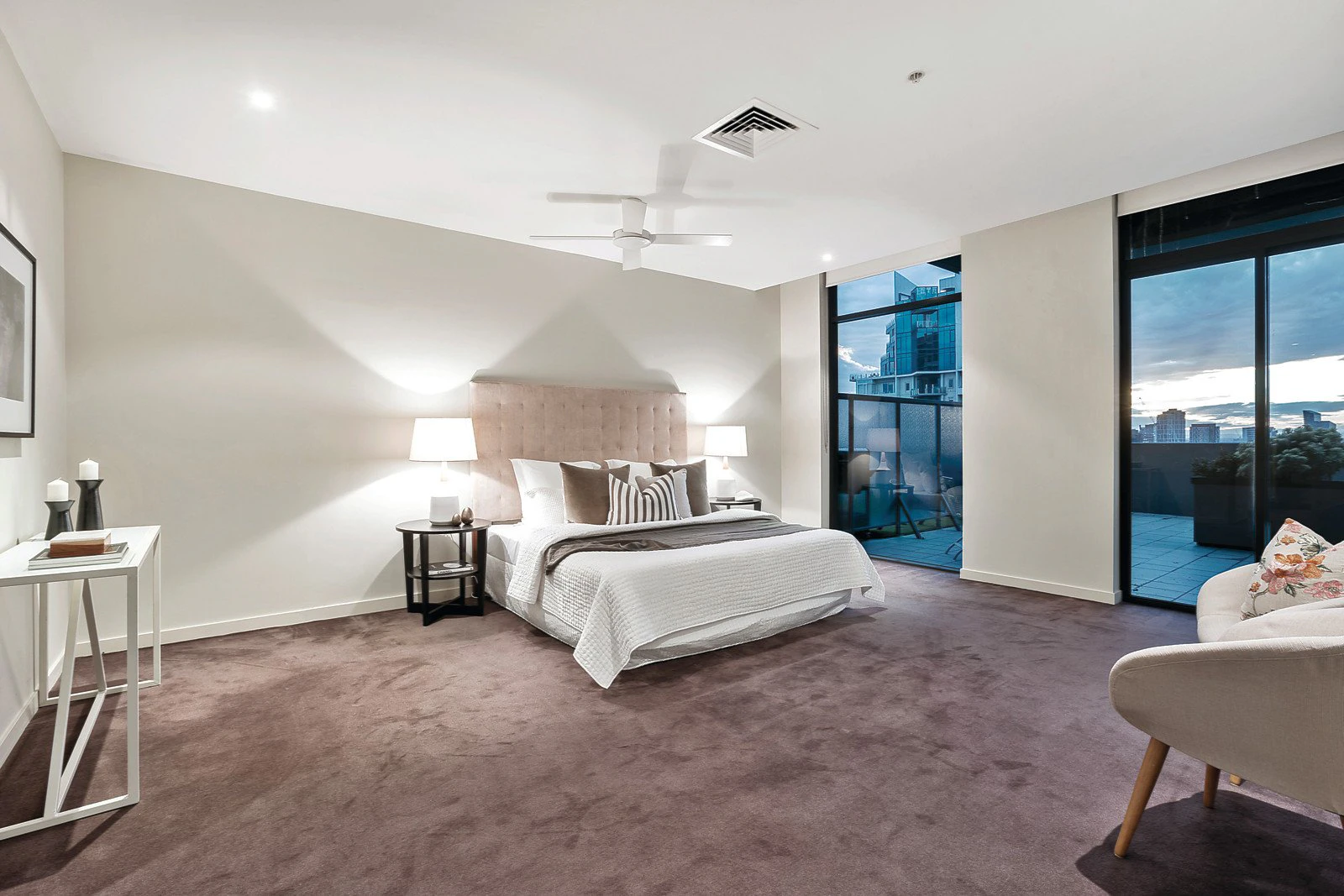 2502/80 Clarendon Street, Southbank, VIC