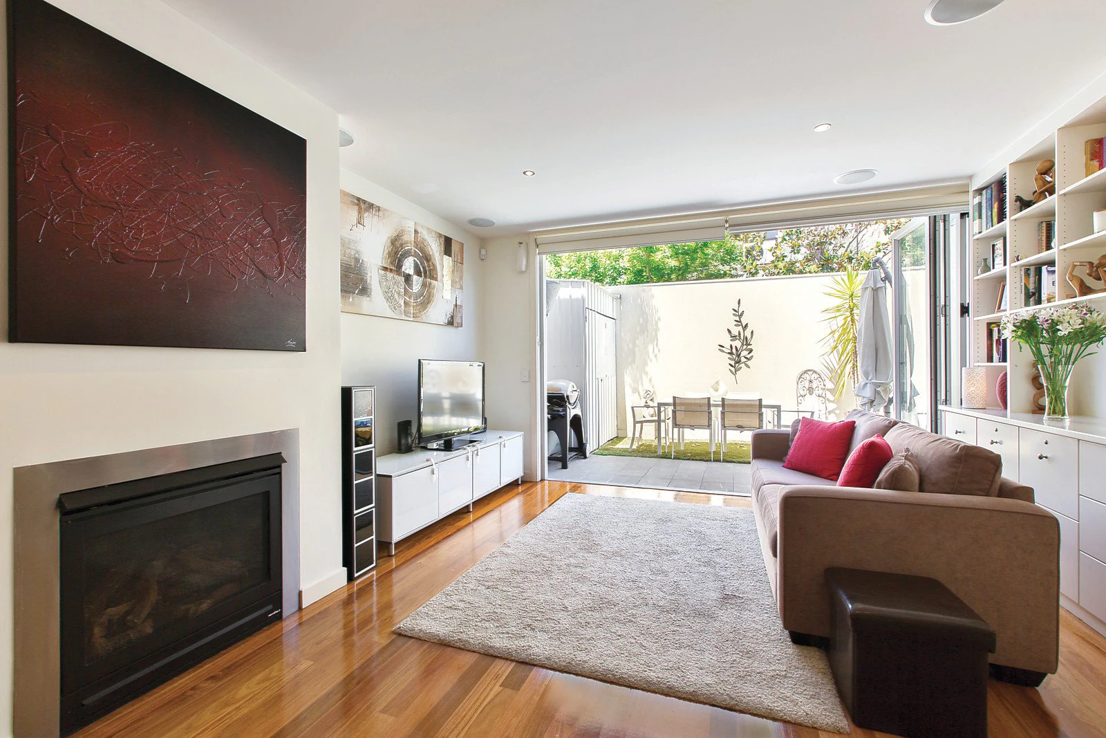 15 Spring Street East, Port Melbourne, VIC