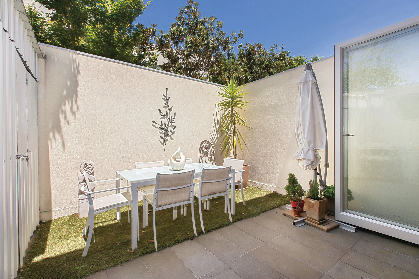 15 Spring Street East, Port Melbourne, VIC