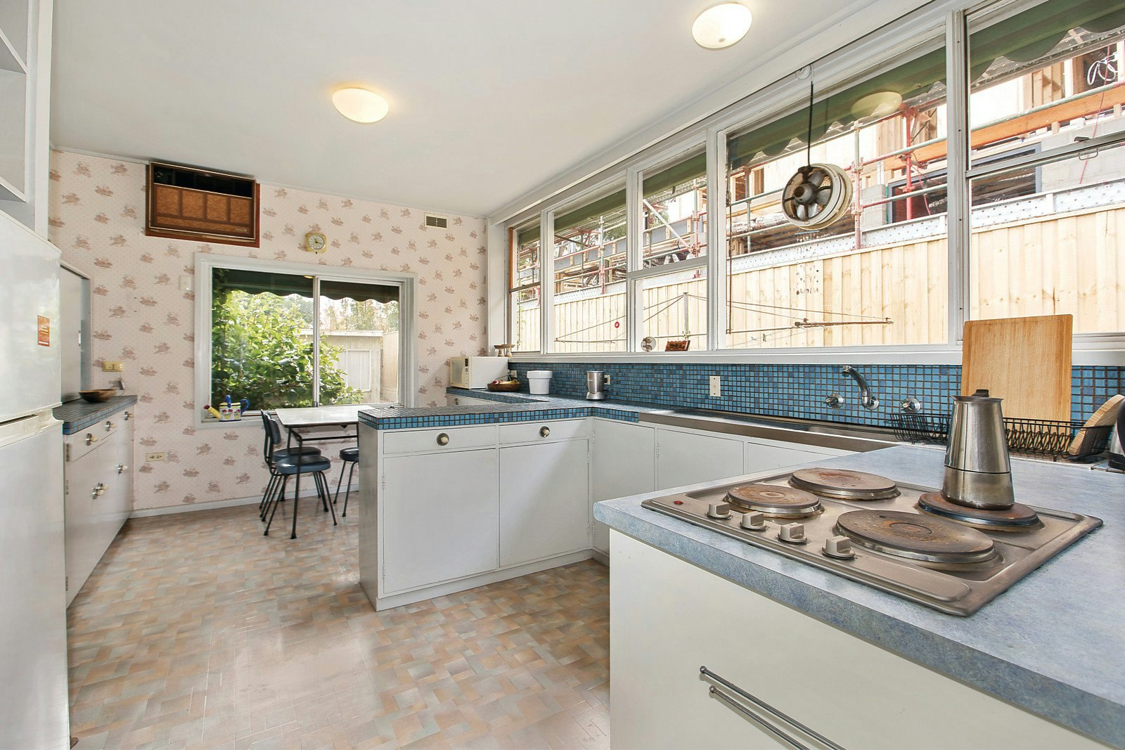 19 Leura Grove, Hawthorn East, VIC