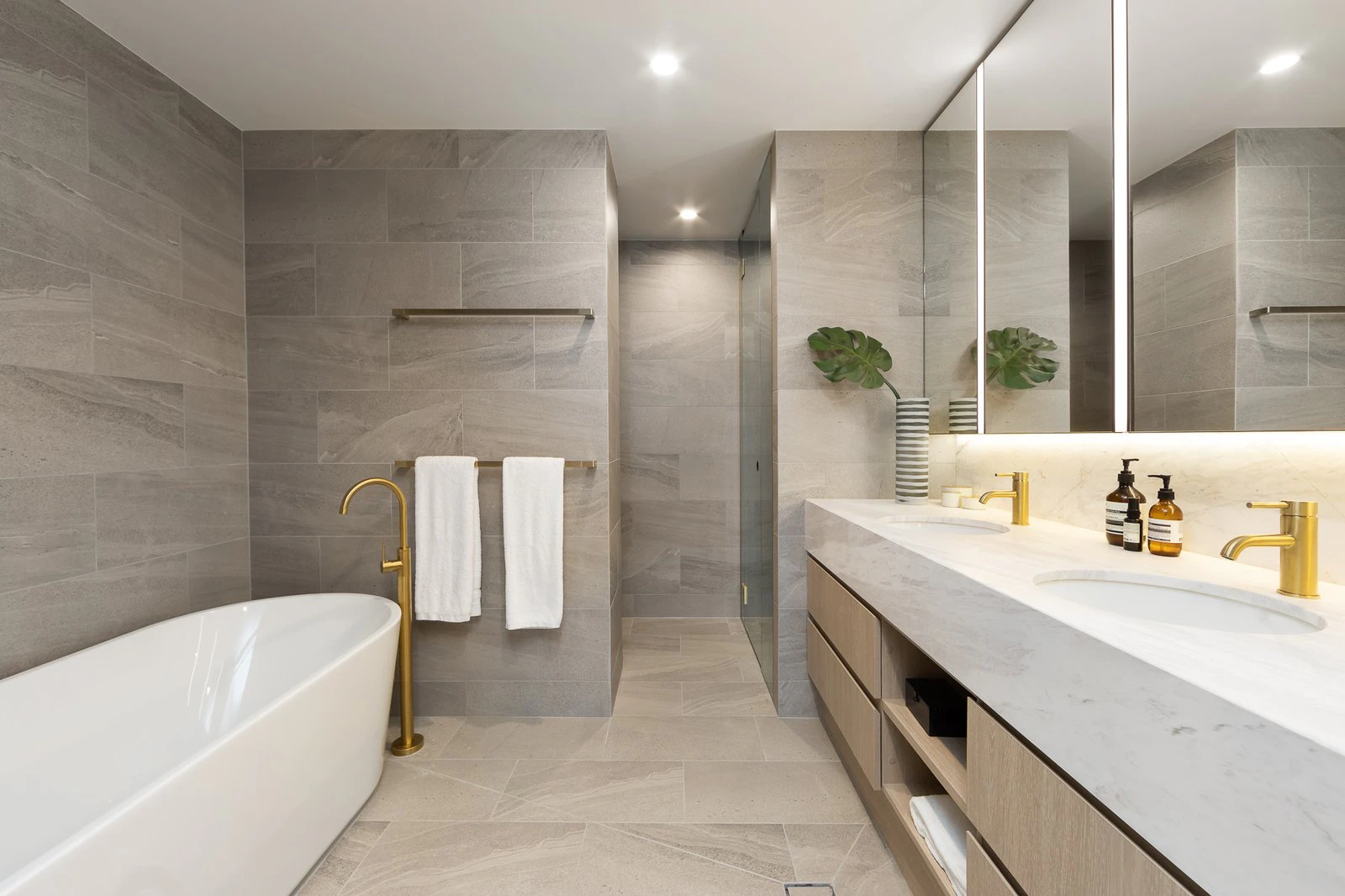 702/382 Burwood Road, Hawthorn, VIC
