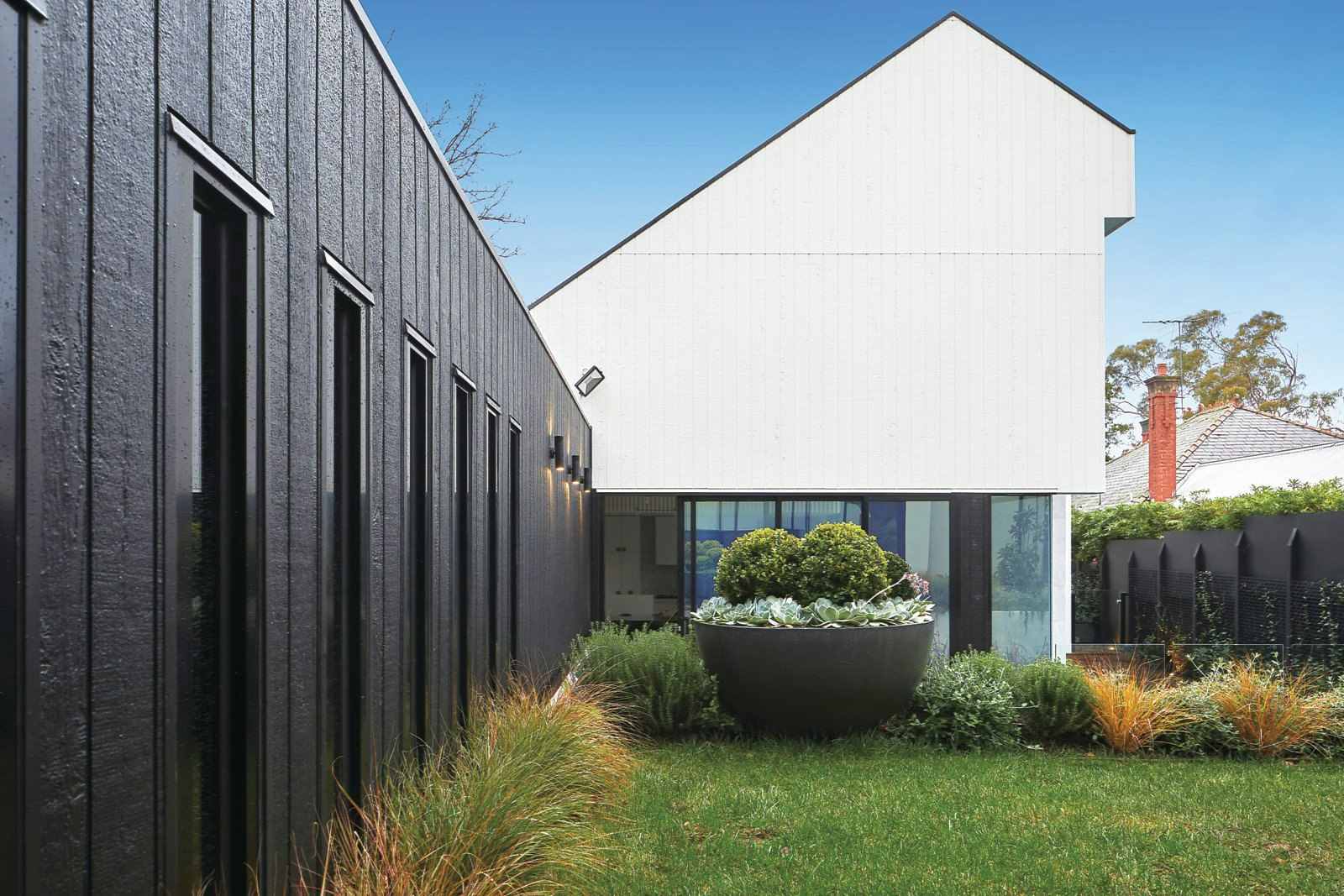 6 Dudley Parade, Canterbury, VIC