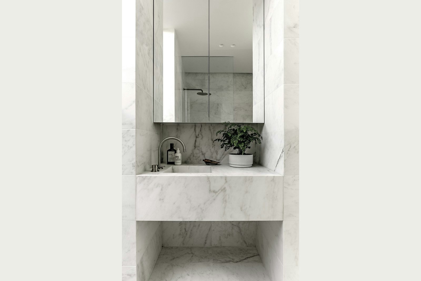 14 St John Street, Windsor, VIC