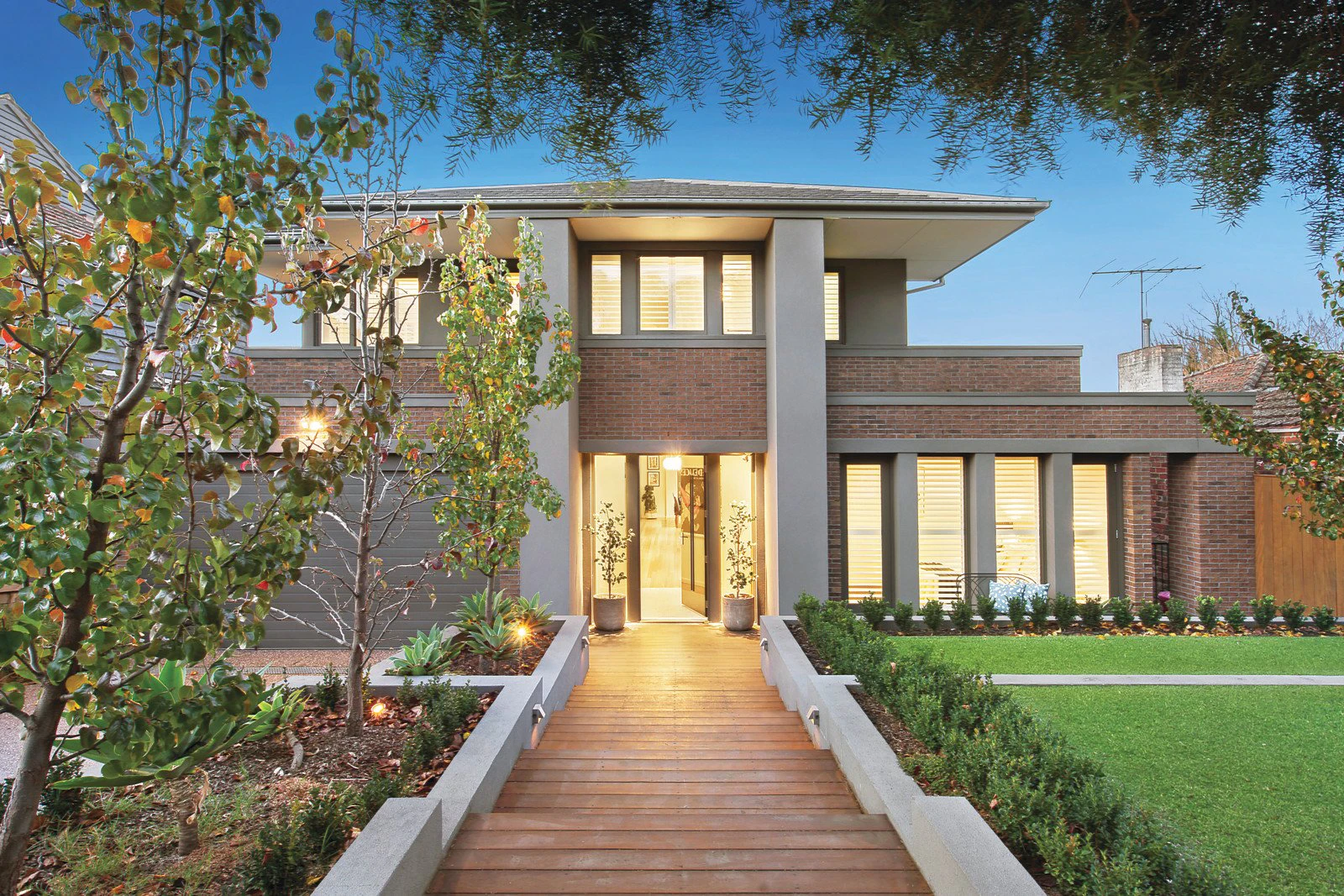21 Carnegie Avenue, Kew East, VIC