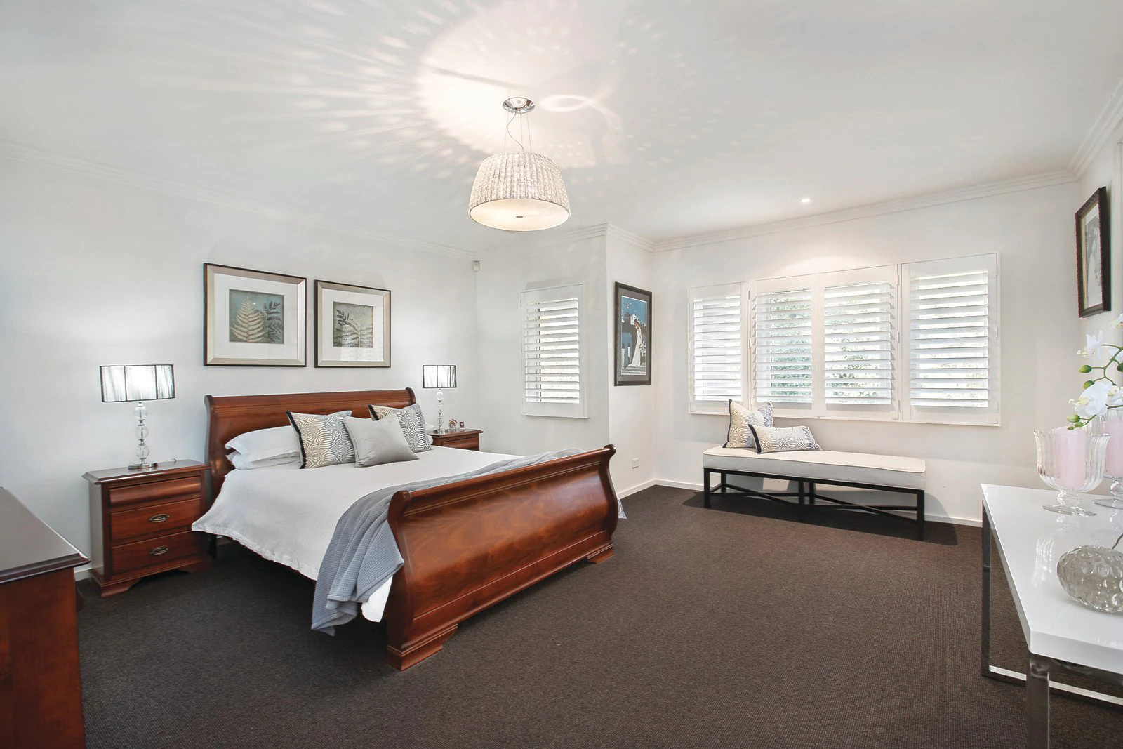 21 Carnegie Avenue, Kew East, VIC