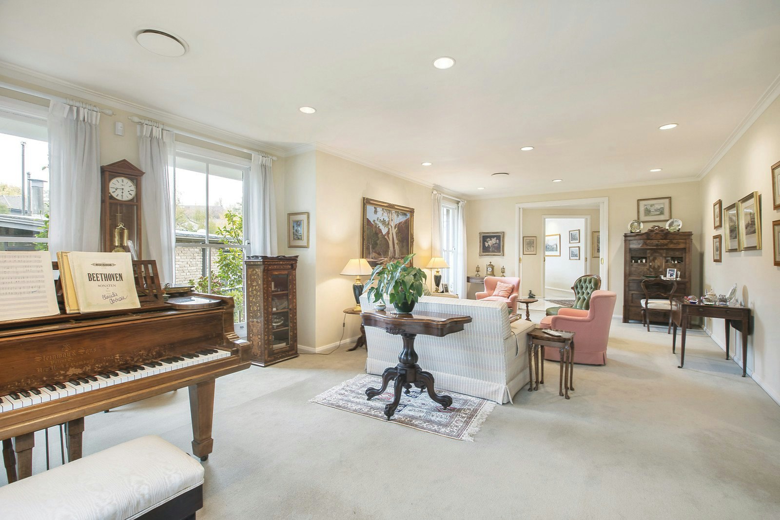 1 Selwyn Court, Toorak, VIC