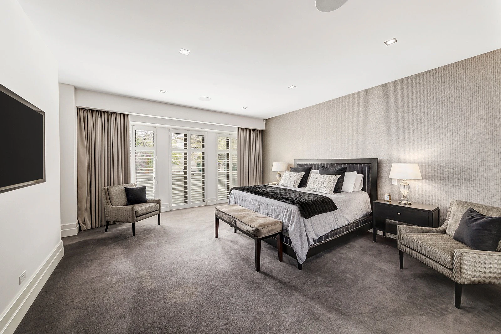 4 Chastleton Avenue, Toorak, VIC