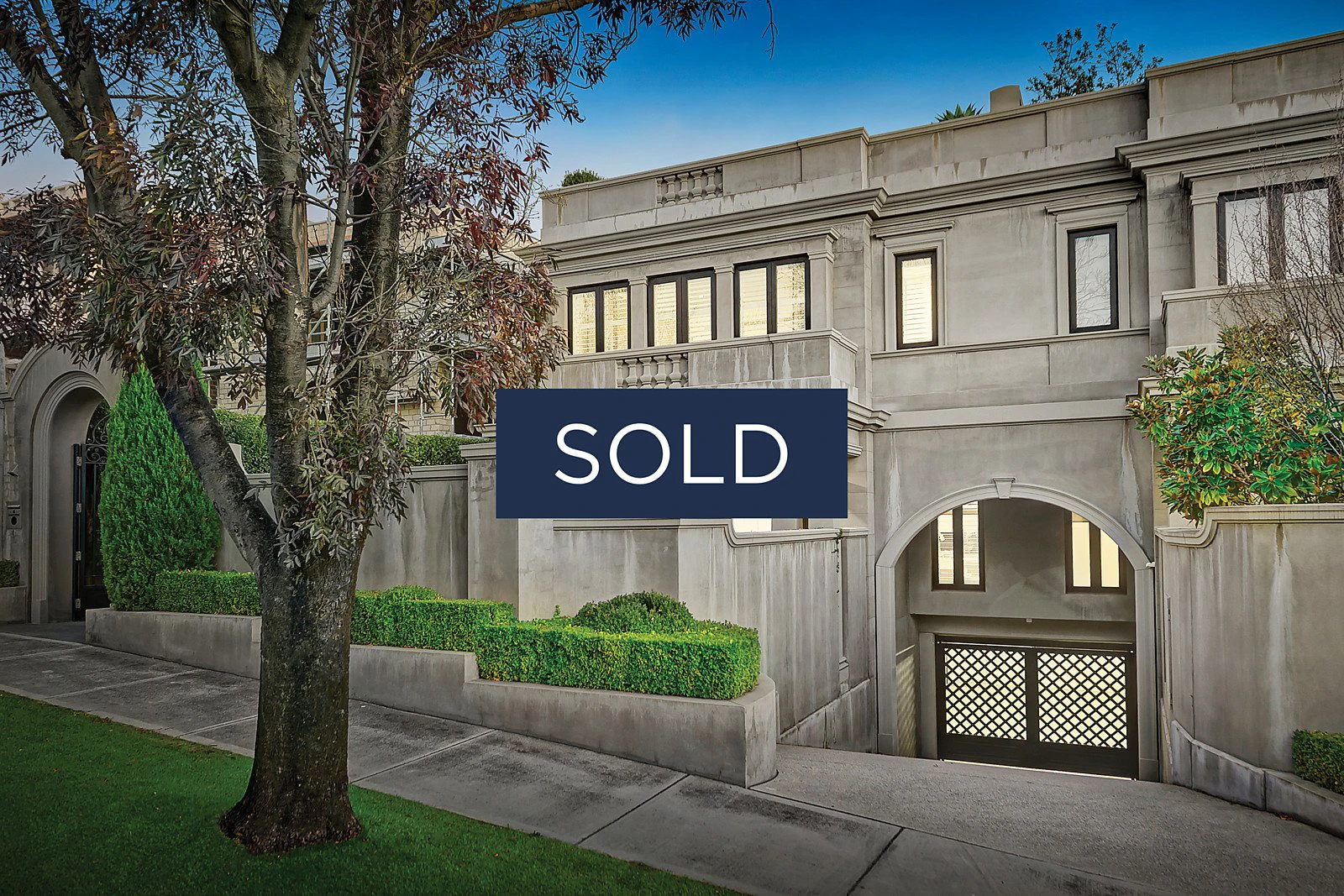 4 Chastleton Avenue, Toorak, VIC