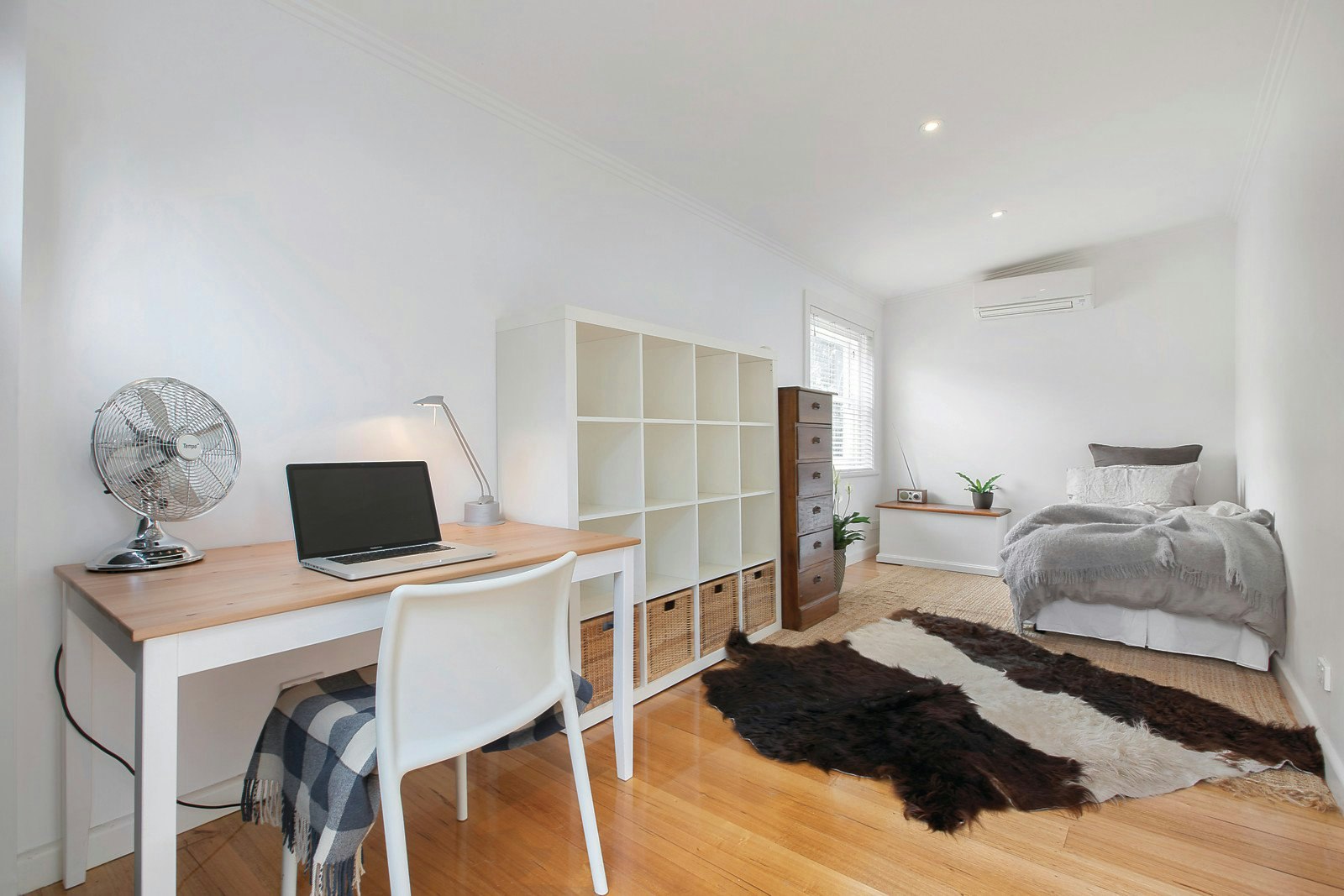 2 Bennett Parade, Kew East, VIC