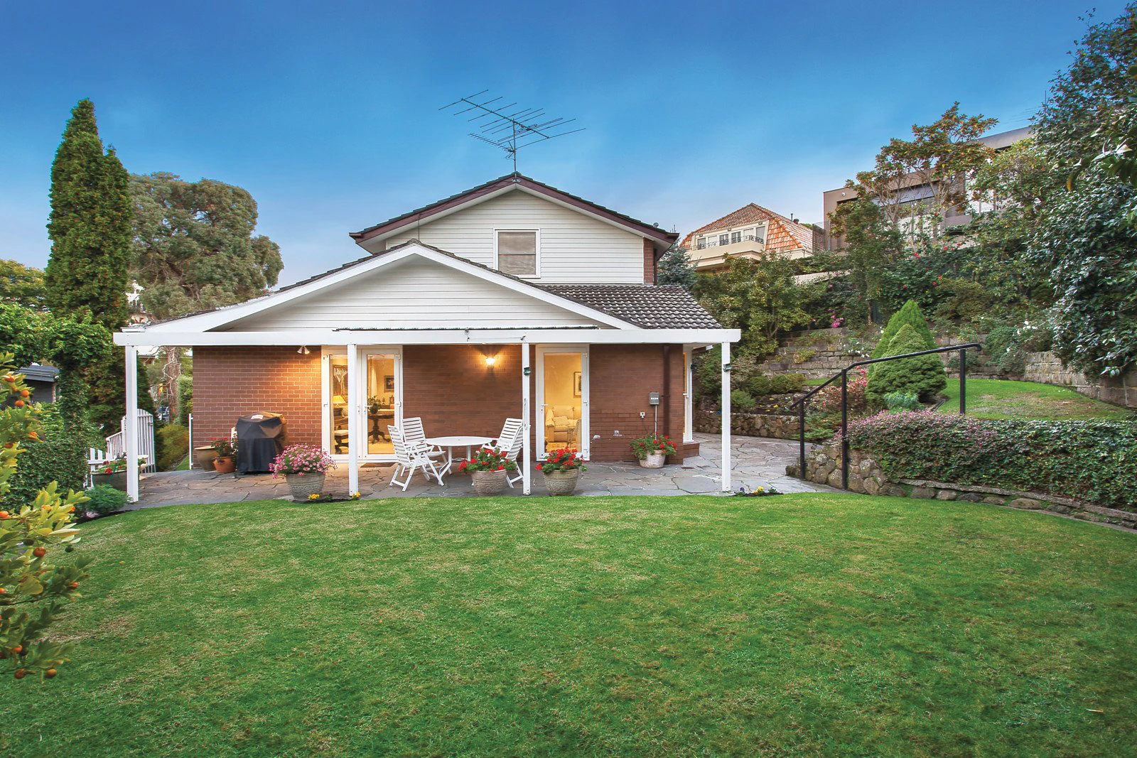 1 Selwyn Court, Toorak, VIC