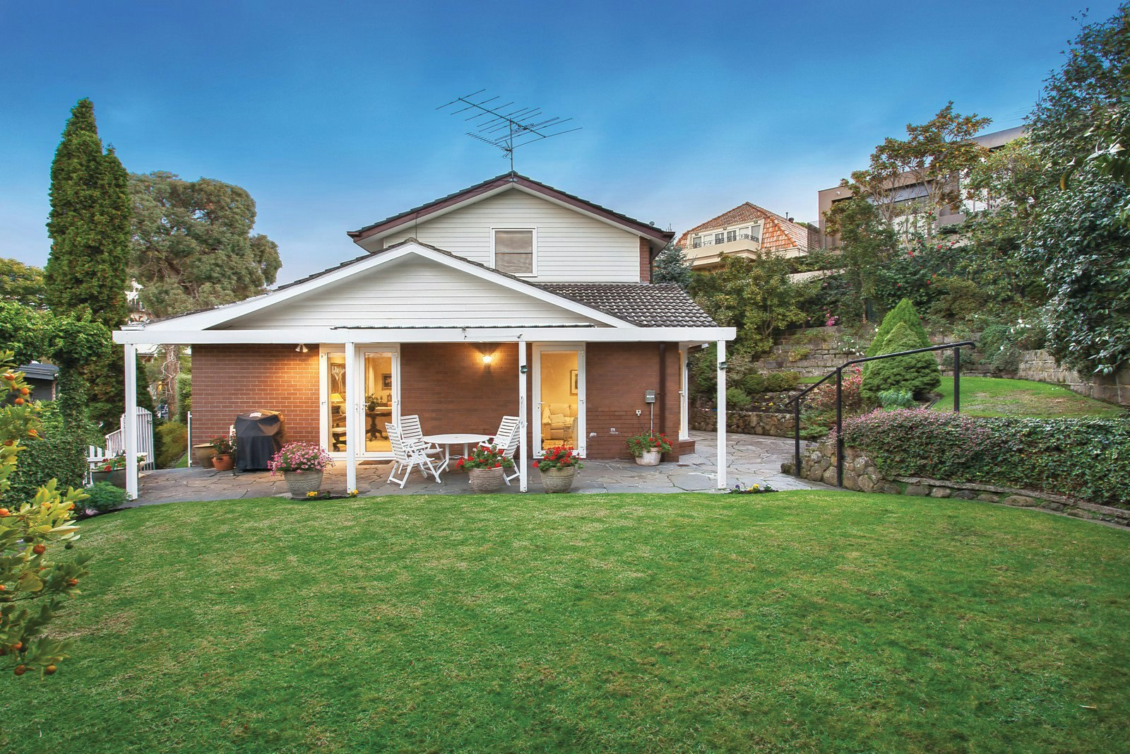 1 Selwyn Court, Toorak, VIC