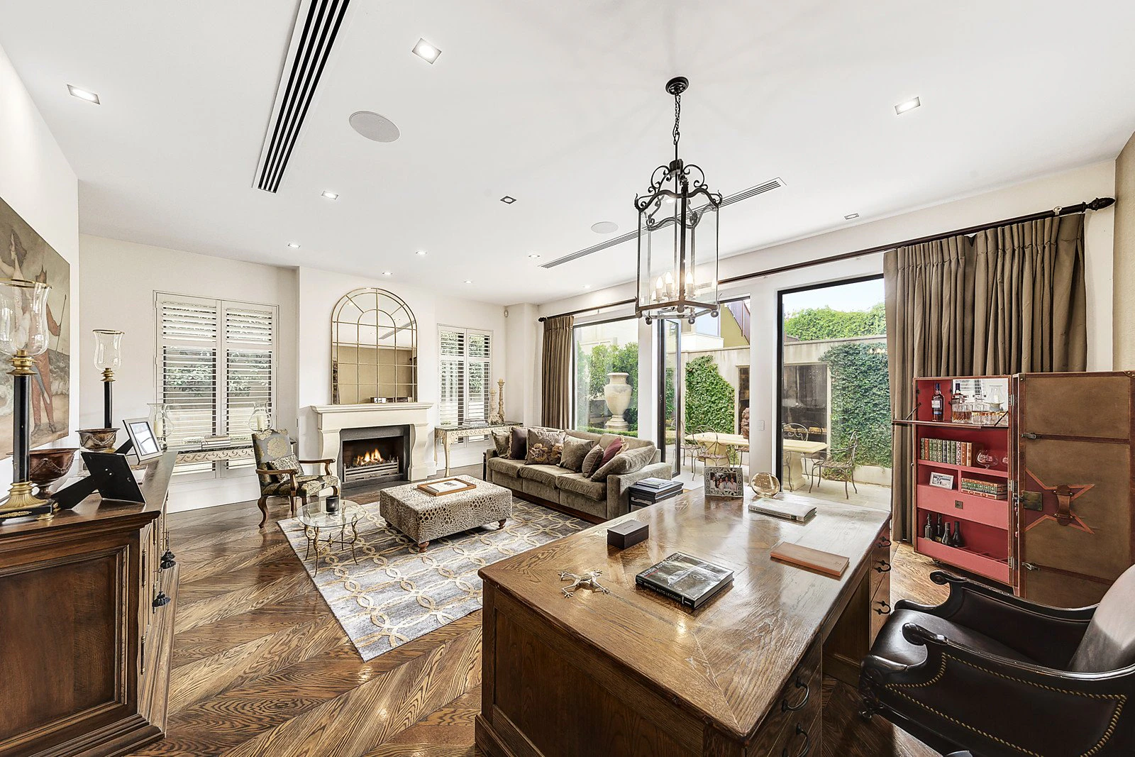 4 Chastleton Avenue, Toorak, VIC
