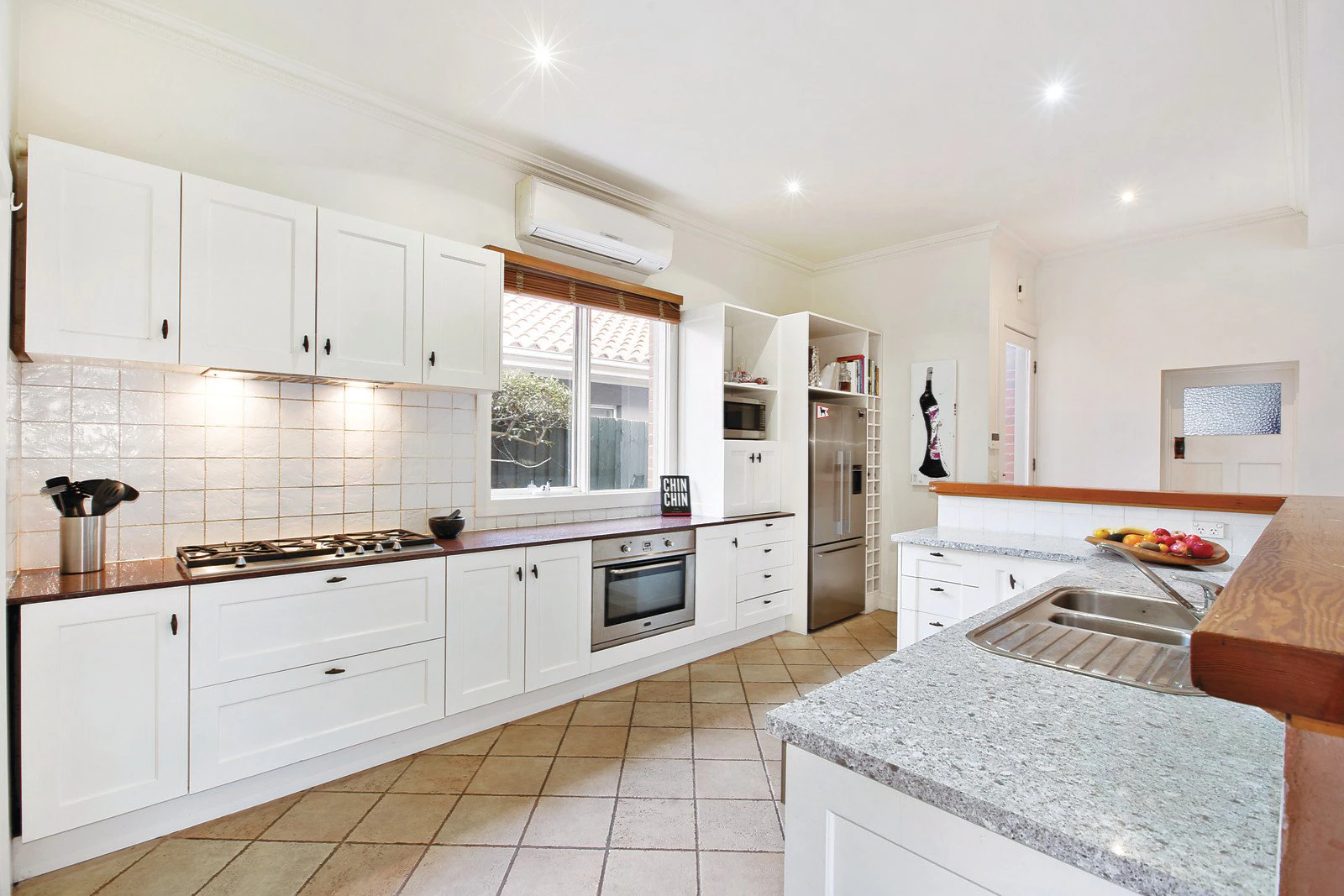 24 Kardinia Road, Glen Iris, VIC