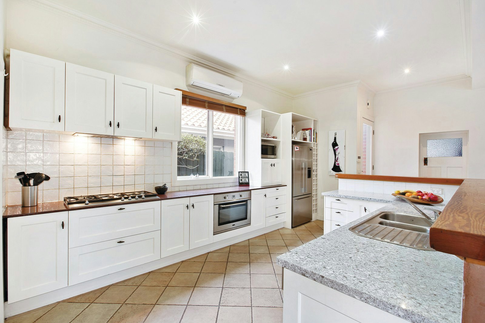 24 Kardinia Road, Glen Iris, VIC