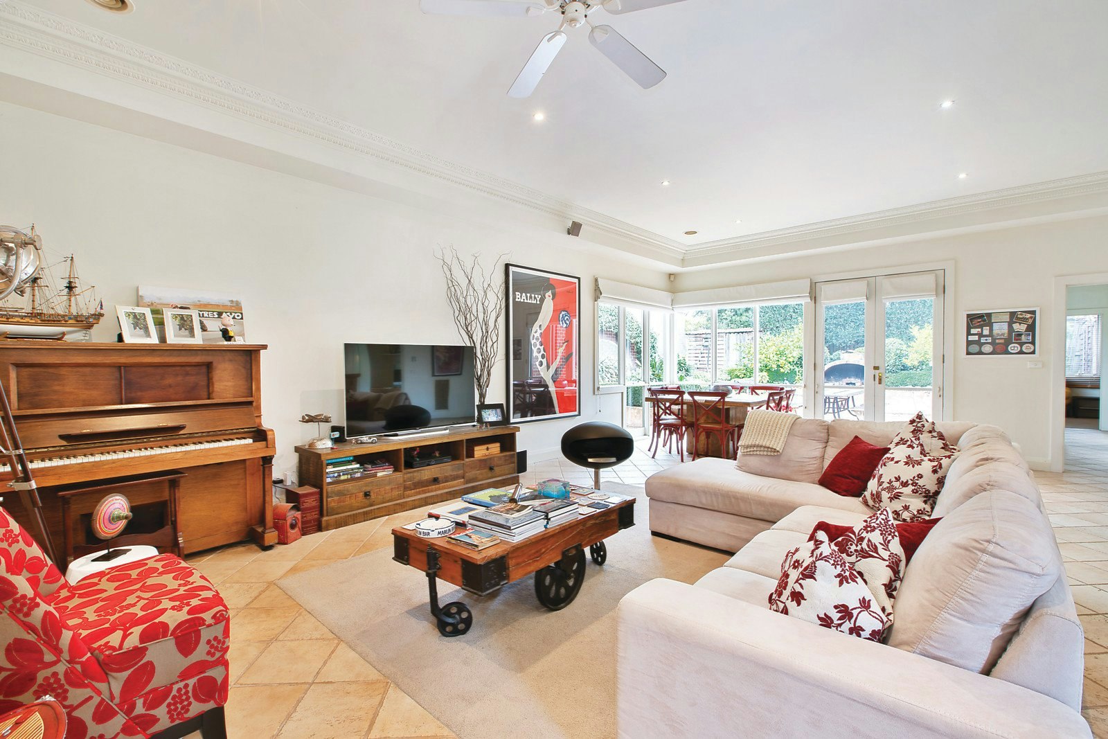 24 Kardinia Road, Glen Iris, VIC