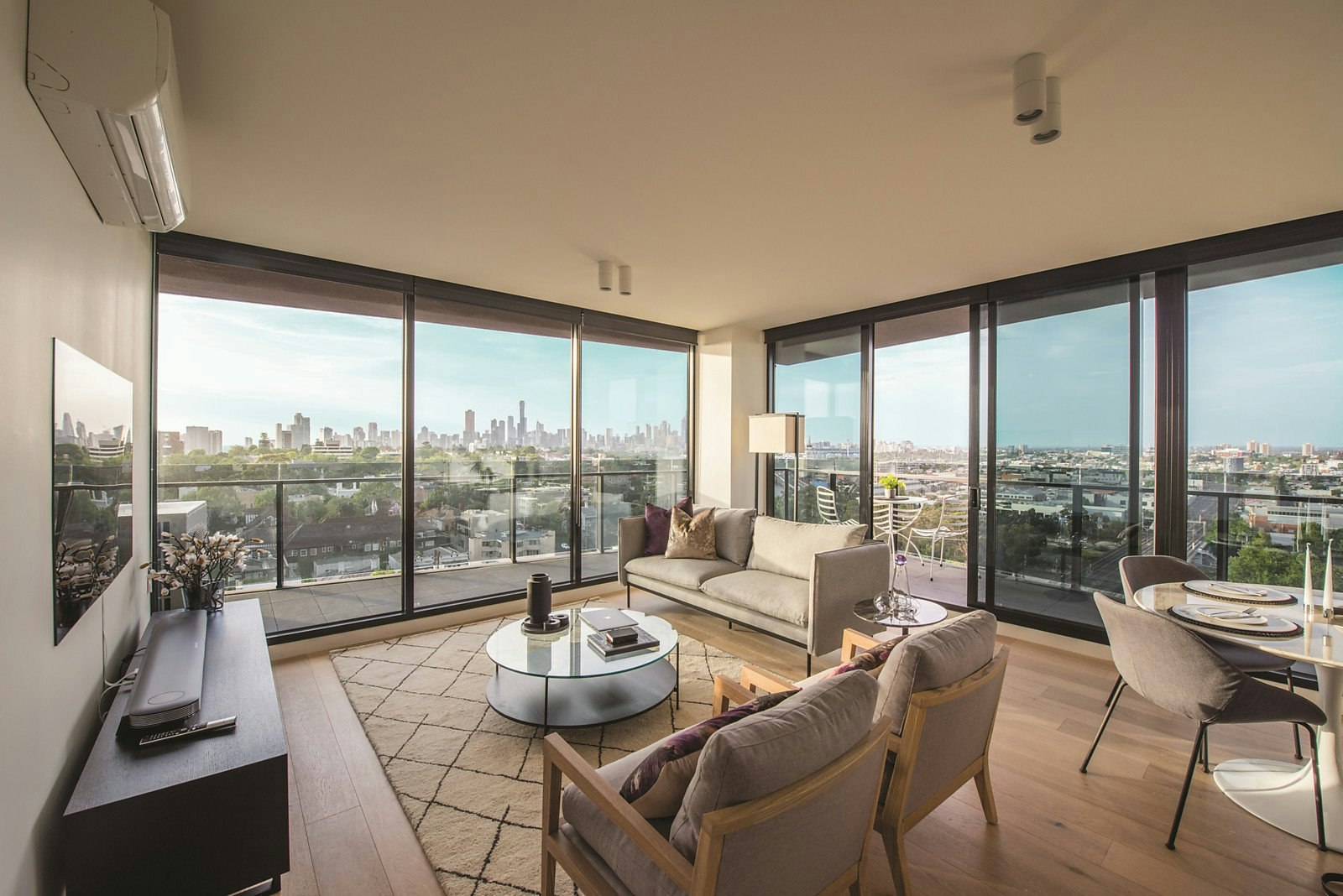 1701/18 Yarra Street, South Yarra, VIC